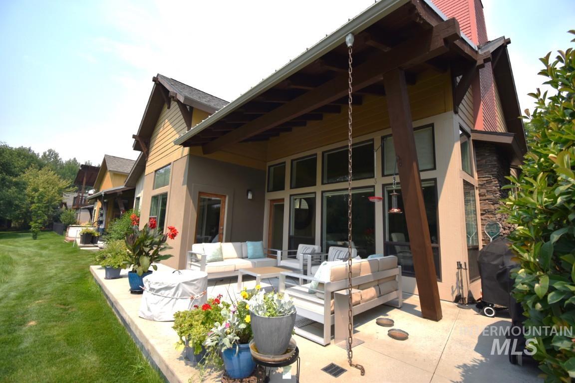 1193 E Lone Shore Dr, Eagle, Idaho 83616, 3 Bedrooms, 2 Bathrooms, Rental For Rent, Price $3,000,MLS 98972194