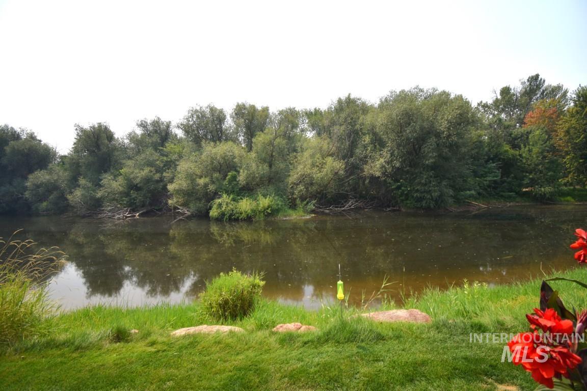 1193 E Lone Shore Dr, Eagle, Idaho 83616, 3 Bedrooms, 2 Bathrooms, Rental For Rent, Price $3,000,MLS 98972194