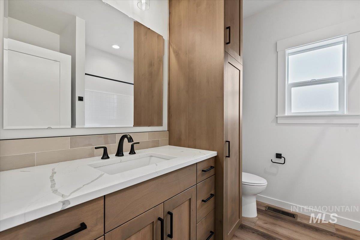 2390 S. Hurd Ave., Nampa, Idaho 83686, 4 Bedrooms, 3 Bathrooms, Residential For Sale, Price $659,900,MLS 98972195