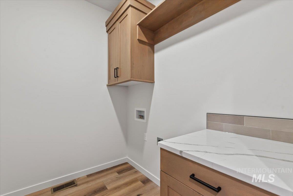 2390 S. Hurd Ave., Nampa, Idaho 83686, 4 Bedrooms, 3 Bathrooms, Residential For Sale, Price $659,900,MLS 98972195