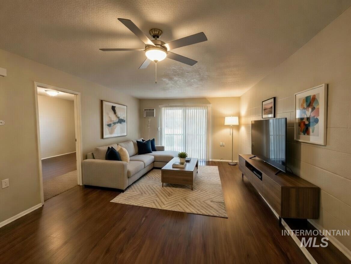 160 NW 3rd, Ontario, Oregon 97914, 2 Bedrooms, 1 Bathroom, Residential Income For Sale, Price $549,000,MLS 98972196