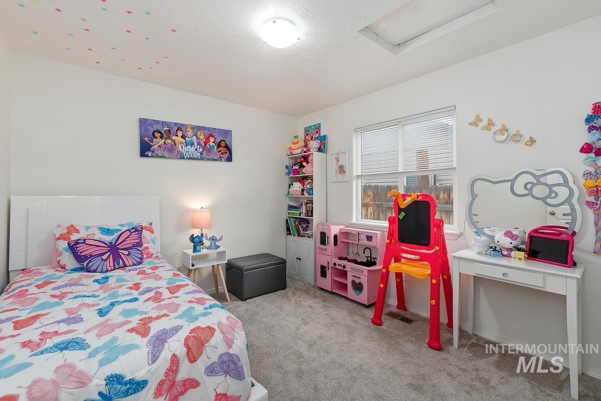 2603 Strayhorn Ct, Caldwell, Idaho 83607, 4 Bedrooms, 2 Bathrooms, Residential For Sale, Price $369,900,MLS 98972198