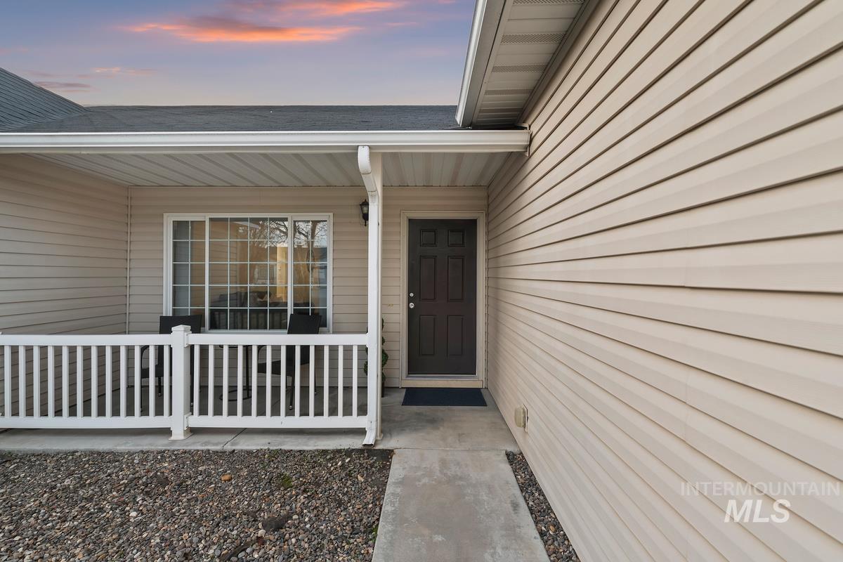 2603 Strayhorn Ct, Caldwell, Idaho 83607, 4 Bedrooms, 2 Bathrooms, Residential For Sale, Price $369,900,MLS 98972198