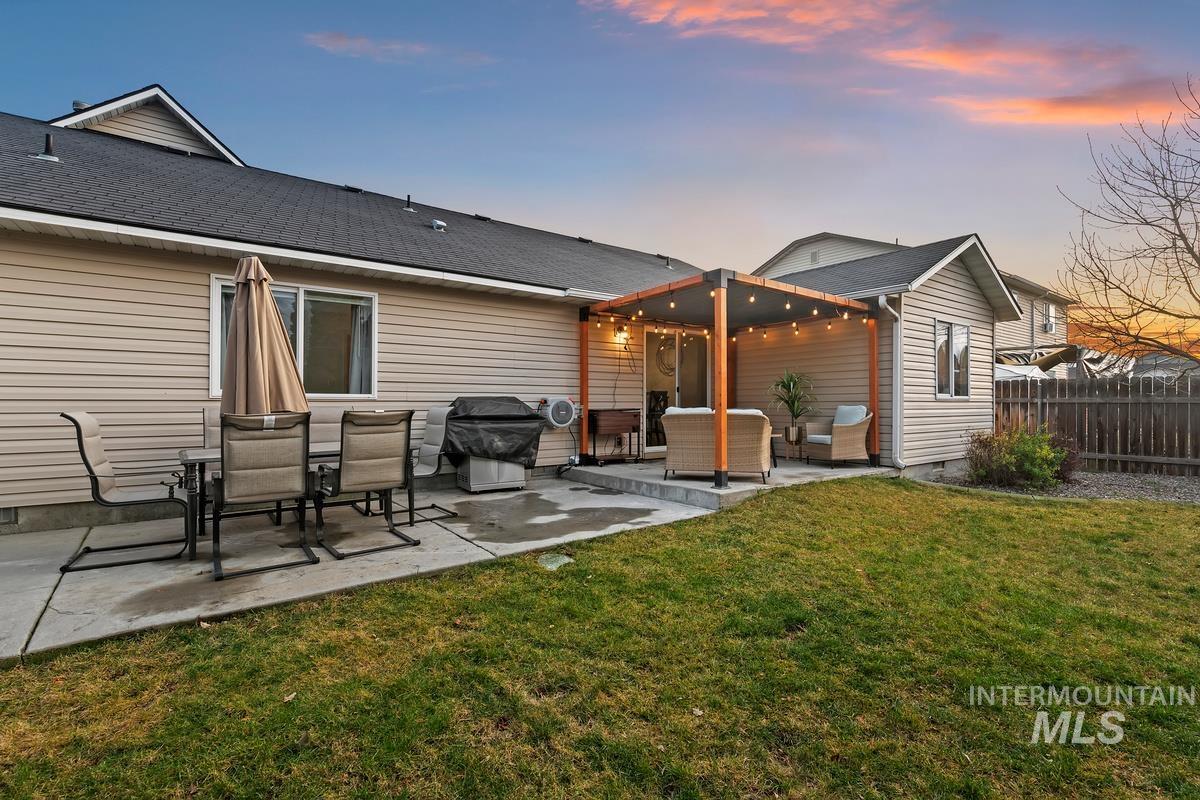 2603 Strayhorn Ct, Caldwell, Idaho 83607, 4 Bedrooms, 2 Bathrooms, Residential For Sale, Price $369,900,MLS 98972198