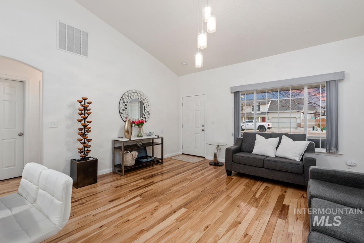 2603 Strayhorn Ct, Caldwell, Idaho 83607, 4 Bedrooms, 2 Bathrooms, Residential For Sale, Price $369,900,MLS 98972198