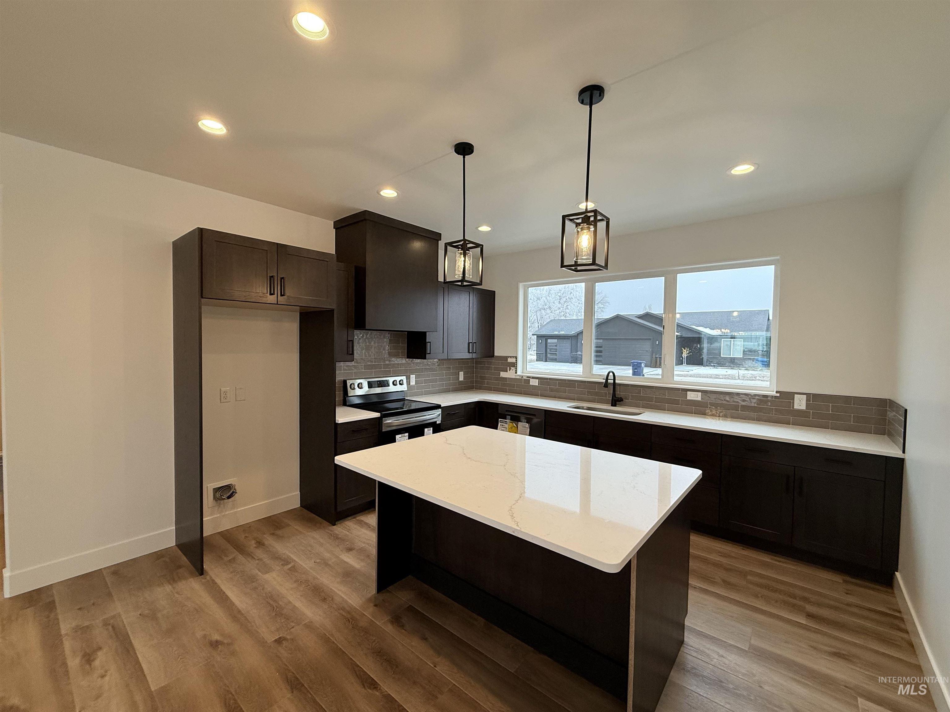 604 Norkotah, Rupert, Idaho 83350, 3 Bedrooms, 2 Bathrooms, Residential For Sale, Price $415,000,MLS 98972199