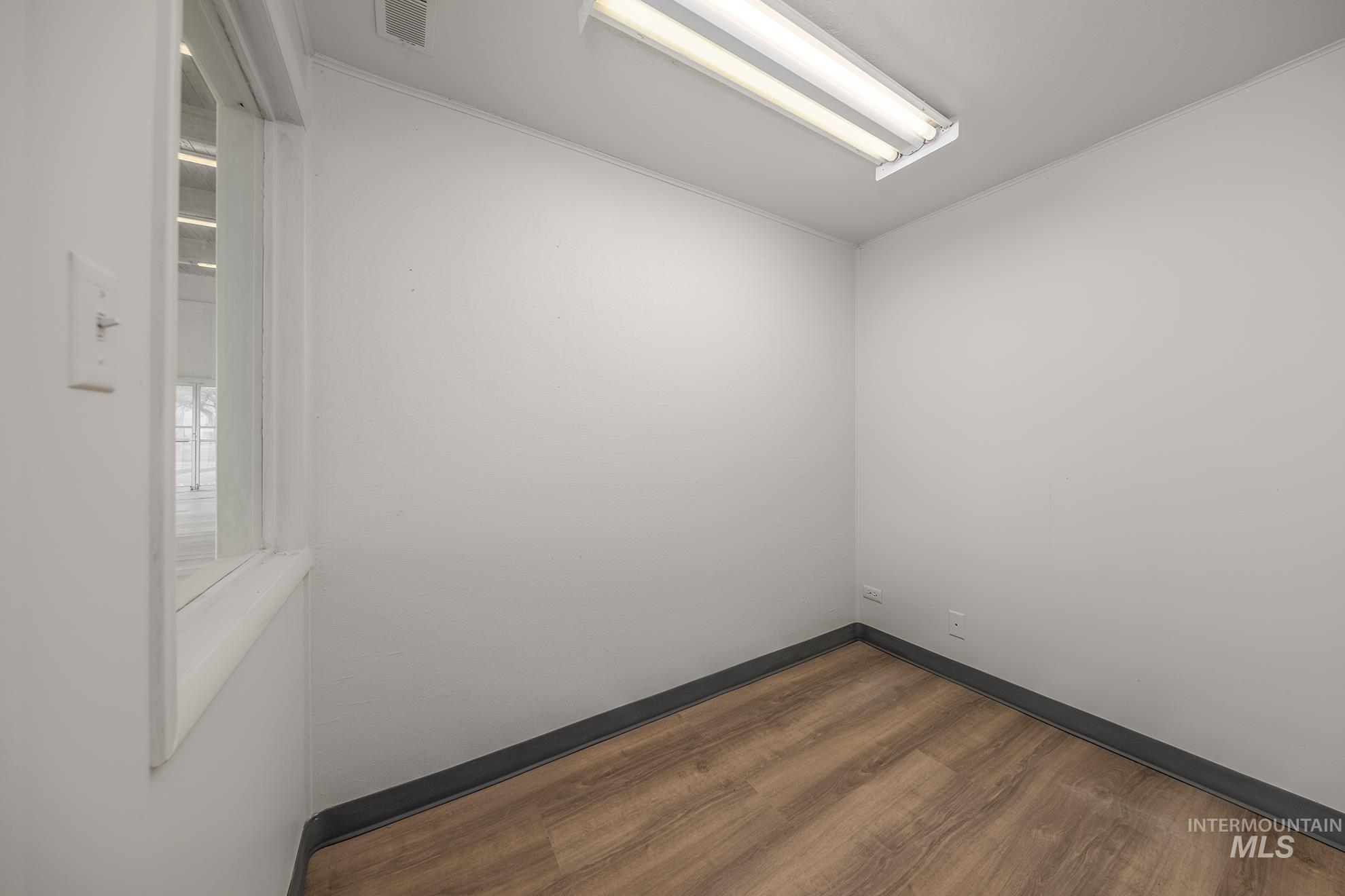 2095 SW 4th Ave, Ontario, Oregon 97914, Business/Commercial For Sale, Price $825,000,MLS 98972201