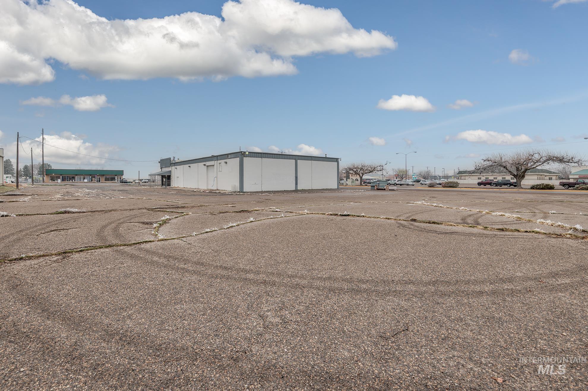 2095 SW 4th Ave, Ontario, Oregon 97914, Business/Commercial For Sale, Price $825,000,MLS 98972201