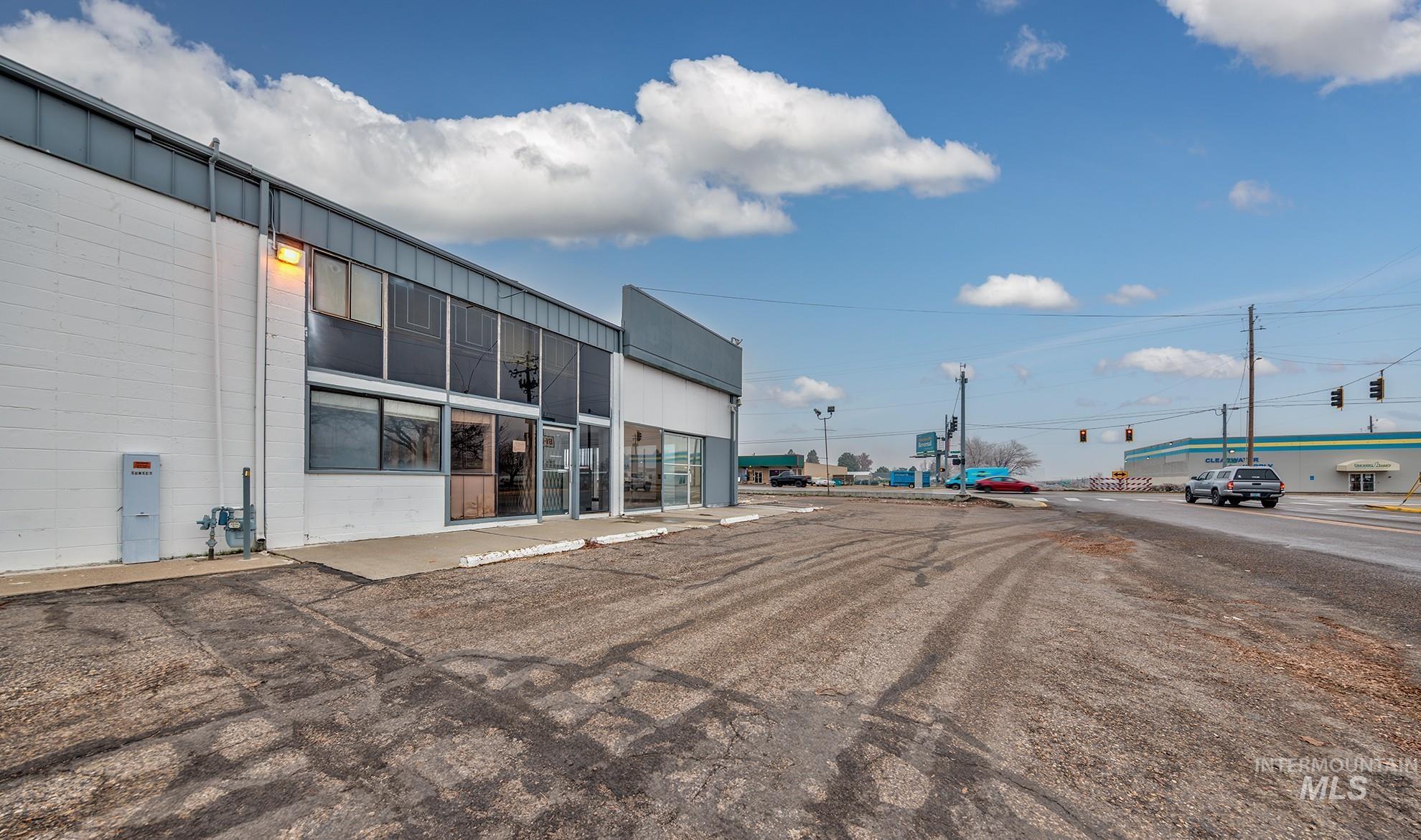 2095 SW 4th Ave, Ontario, Oregon 97914, Business/Commercial For Sale, Price $825,000,MLS 98972201