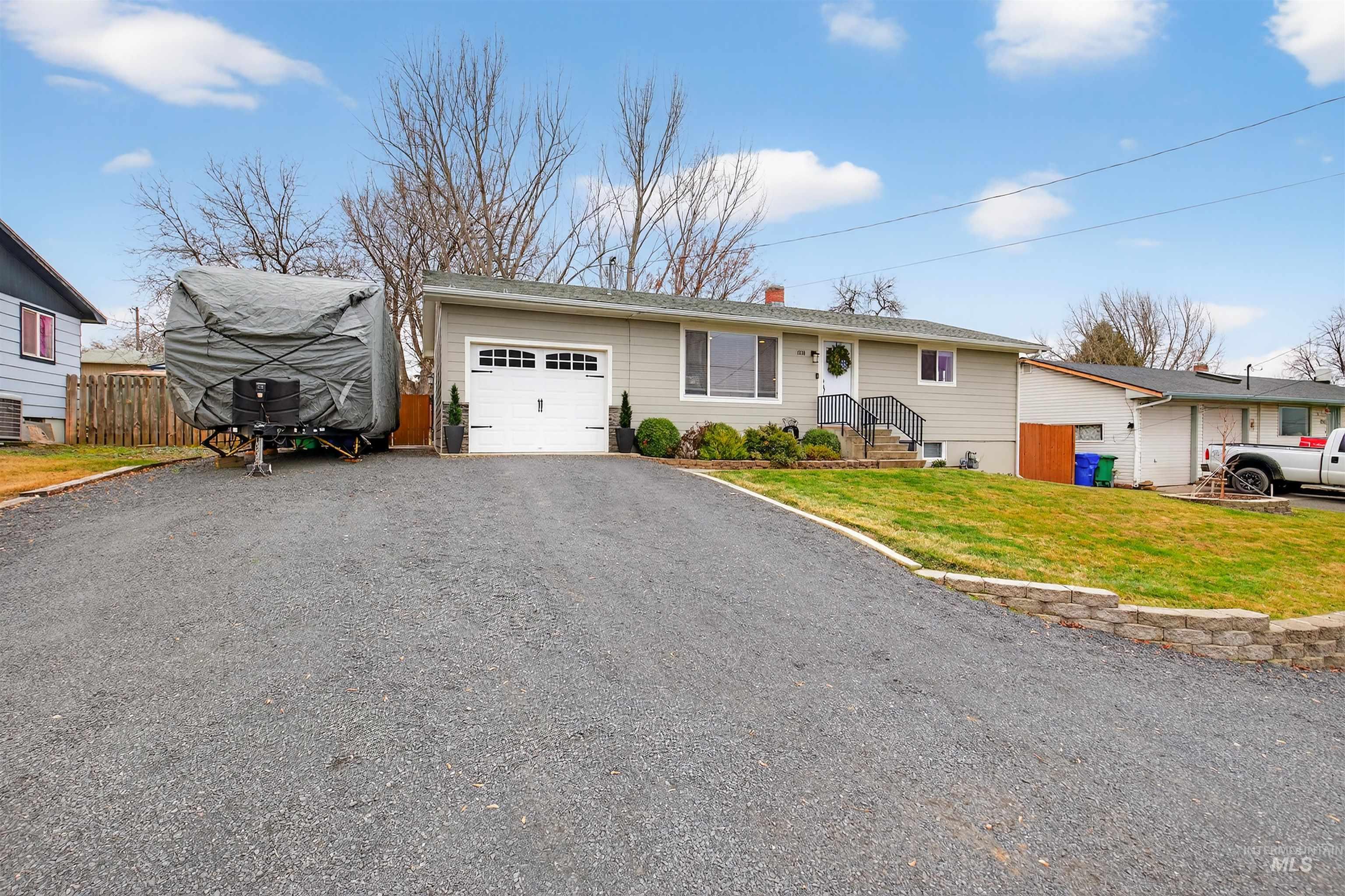 1518 Alder Ave, Lewiston, Idaho 83501, 3 Bedrooms, 2 Bathrooms, Residential For Sale, Price $445,000,MLS 98972205