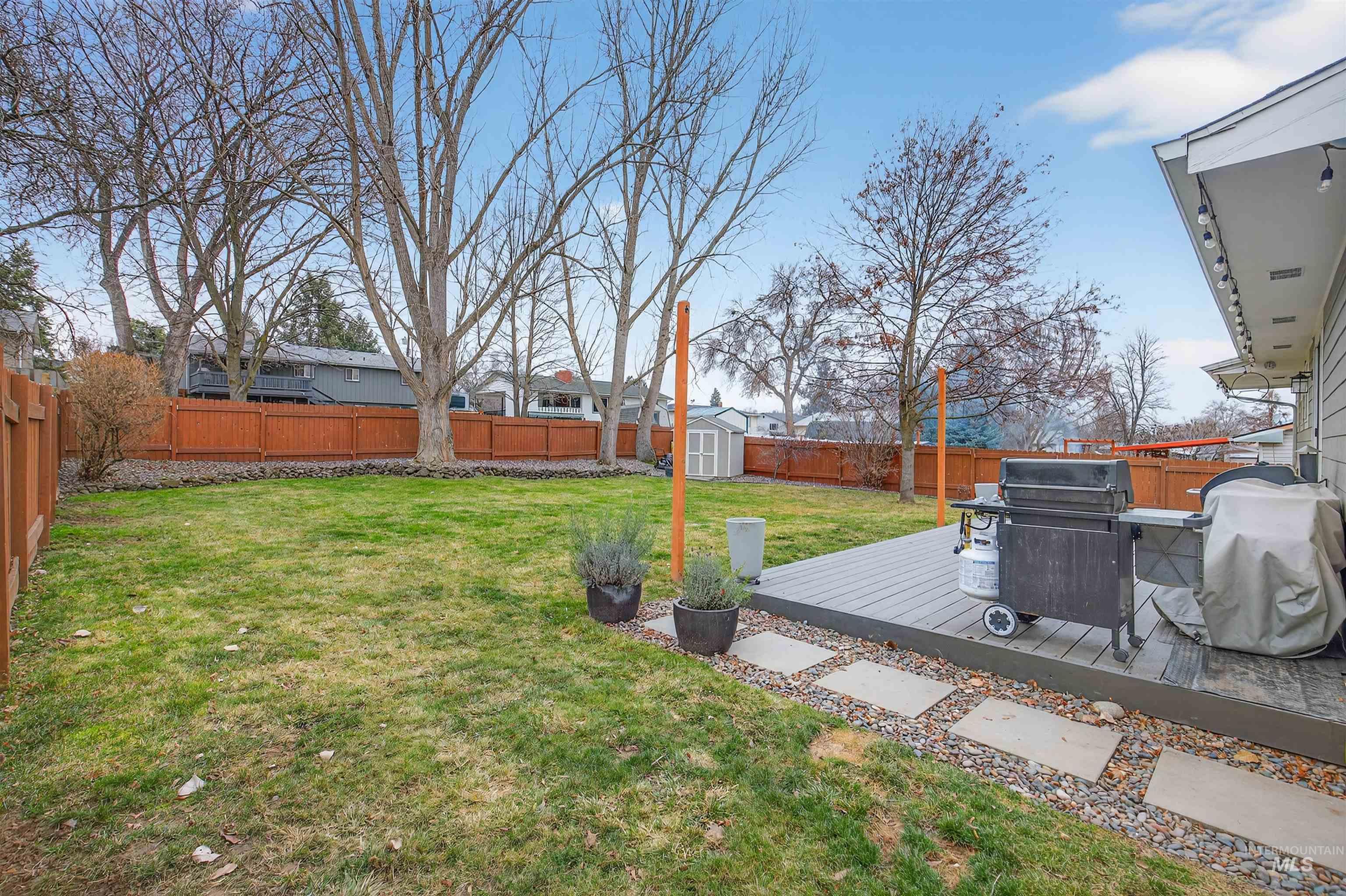 1518 Alder Ave, Lewiston, Idaho 83501, 3 Bedrooms, 2 Bathrooms, Residential For Sale, Price $445,000,MLS 98972205