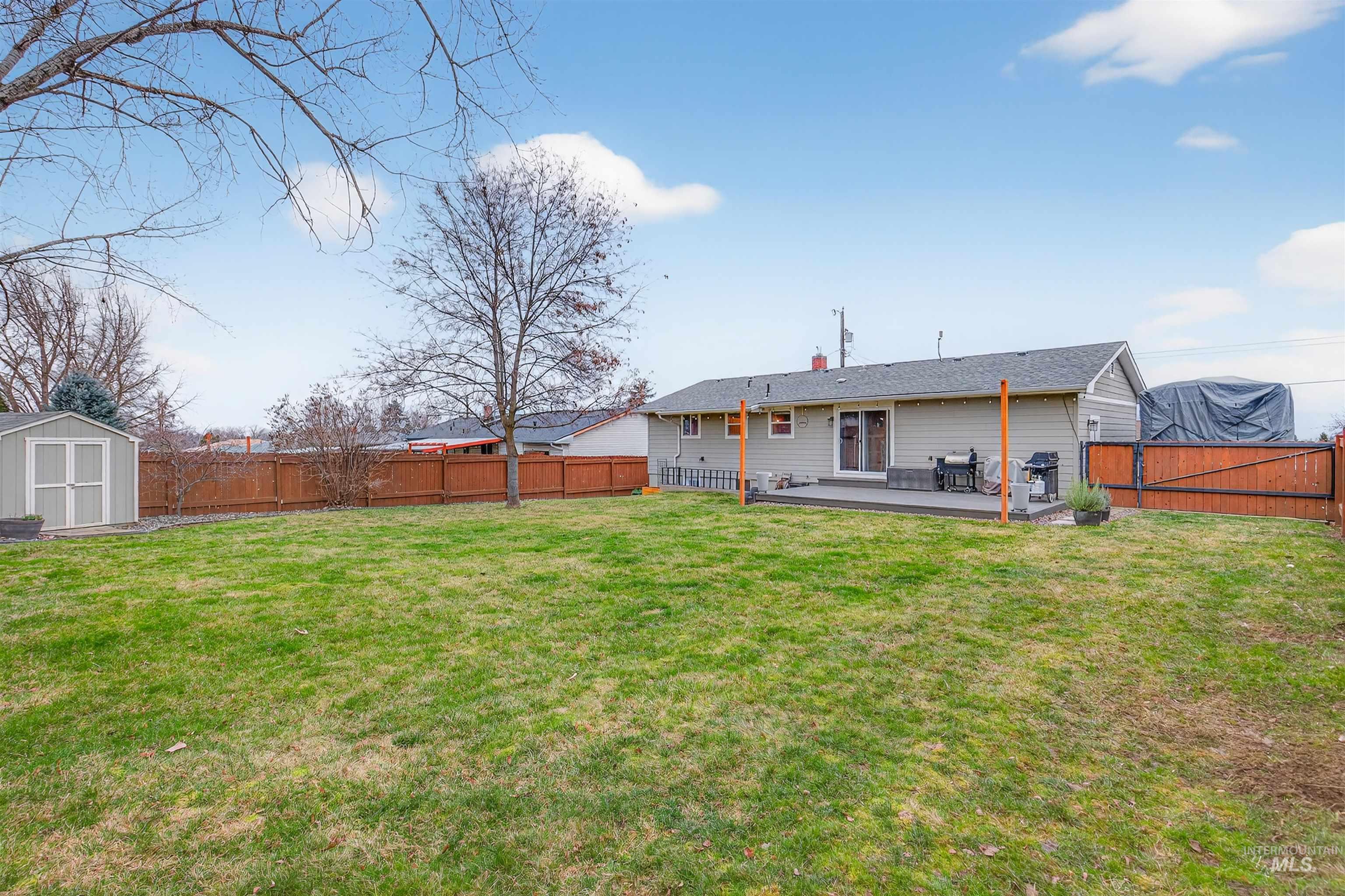 1518 Alder Ave, Lewiston, Idaho 83501, 3 Bedrooms, 2 Bathrooms, Residential For Sale, Price $445,000,MLS 98972205