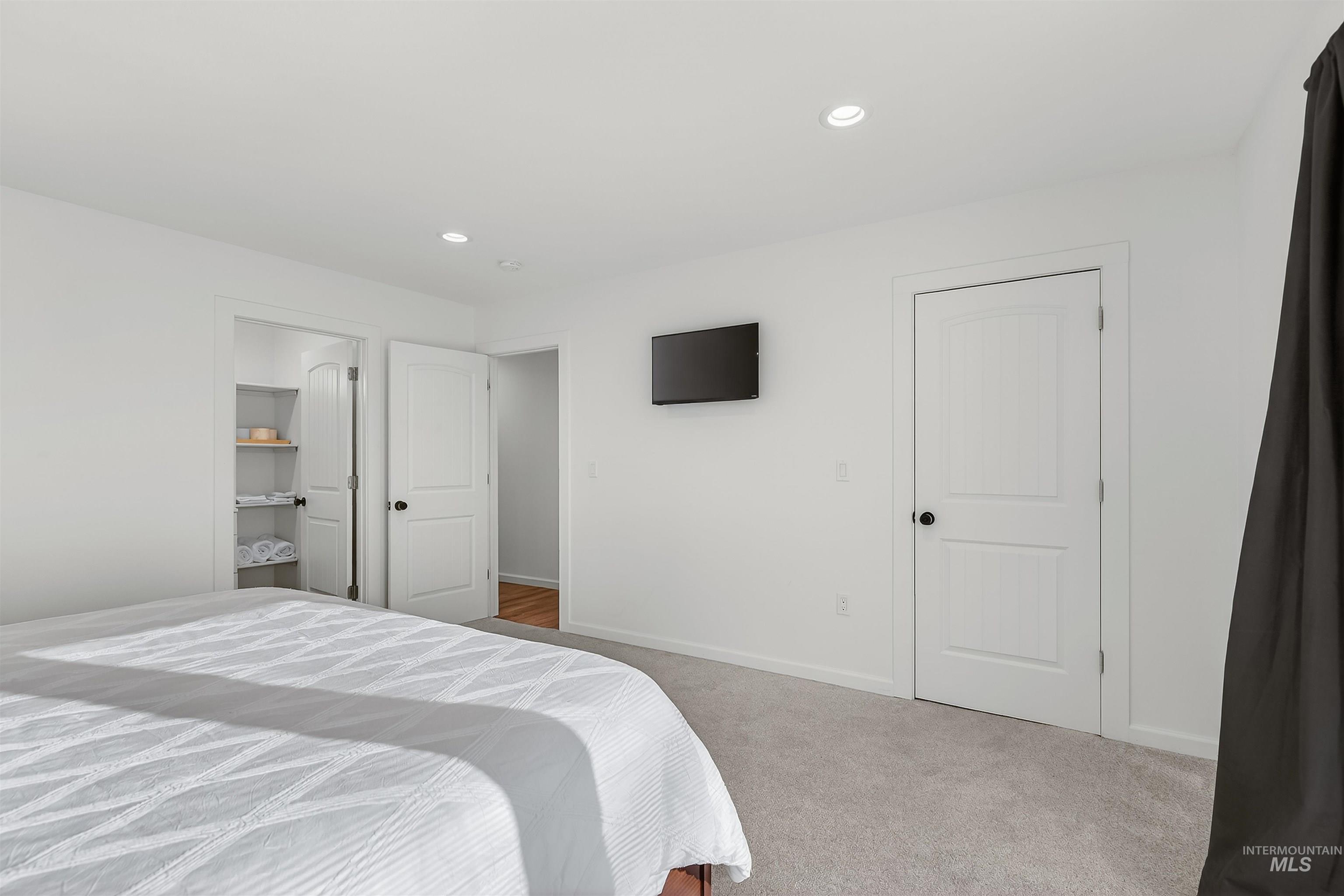 1128 Bryden Ave., Lewiston, Idaho 83501, 3 Bedrooms, 2 Bathrooms, Residential For Sale, Price $399,900,MLS 98972206