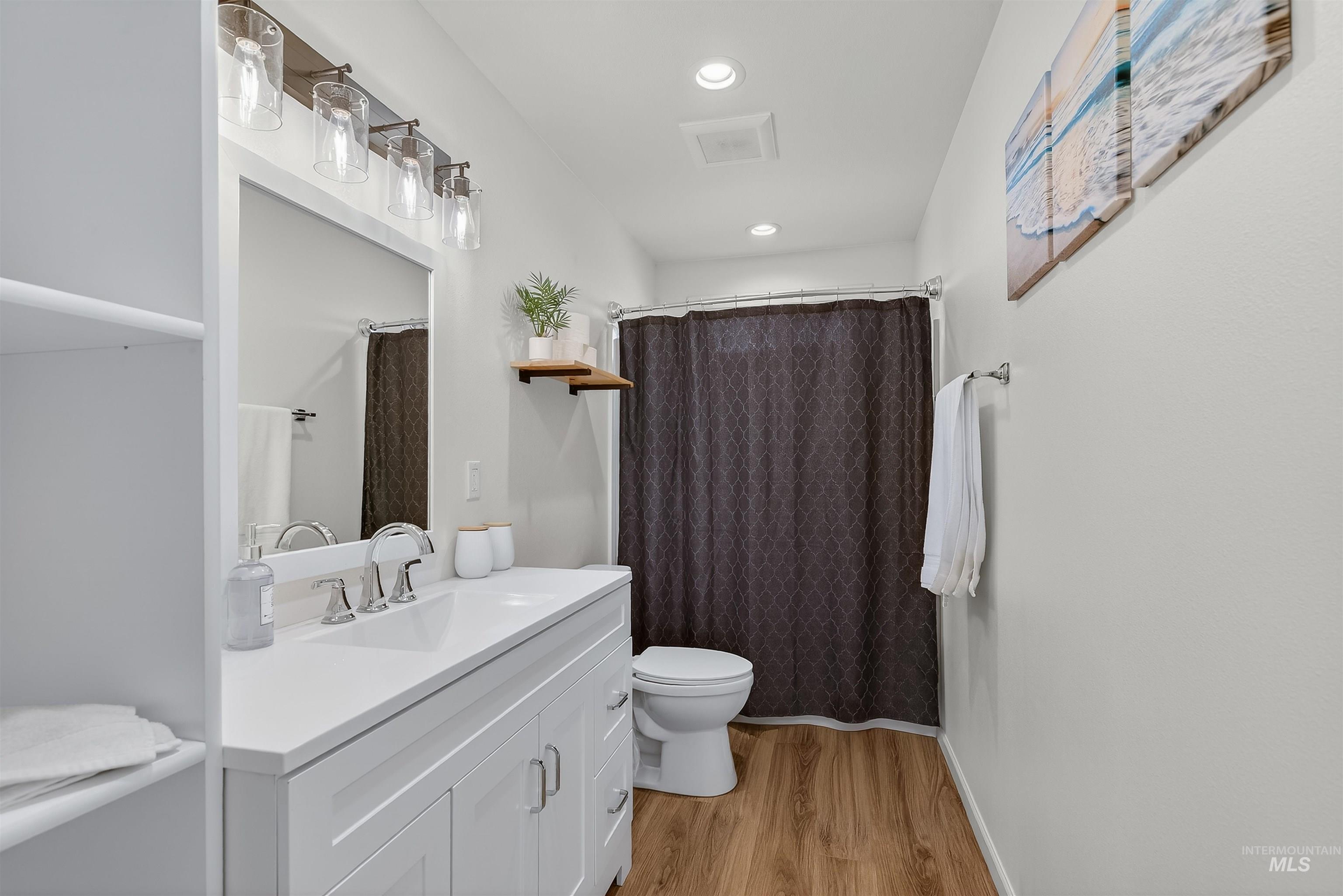 1128 Bryden Ave., Lewiston, Idaho 83501, 3 Bedrooms, 2 Bathrooms, Residential For Sale, Price $399,900,MLS 98972206