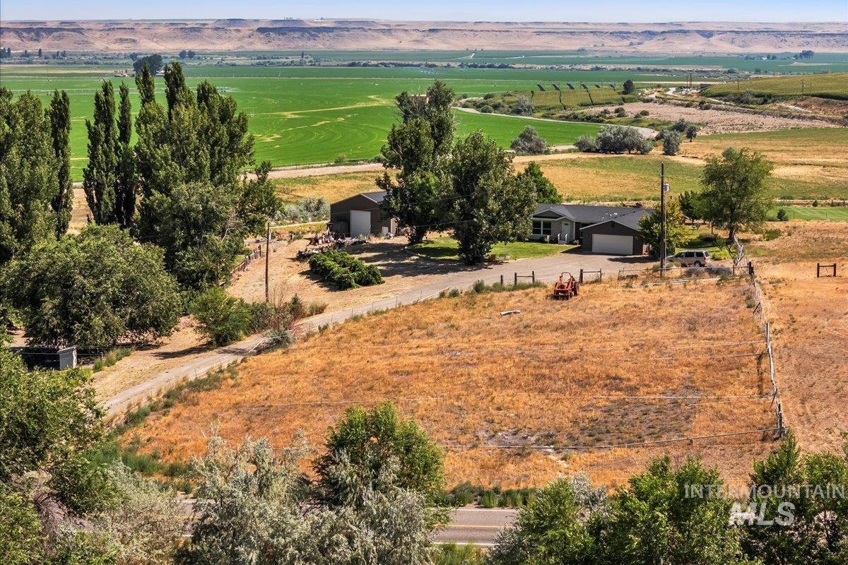 37786 State Highway 78, Grand View, Idaho 83624, 3 Bedrooms, 2 Bathrooms, Residential For Sale, Price $549,000,MLS 98972207