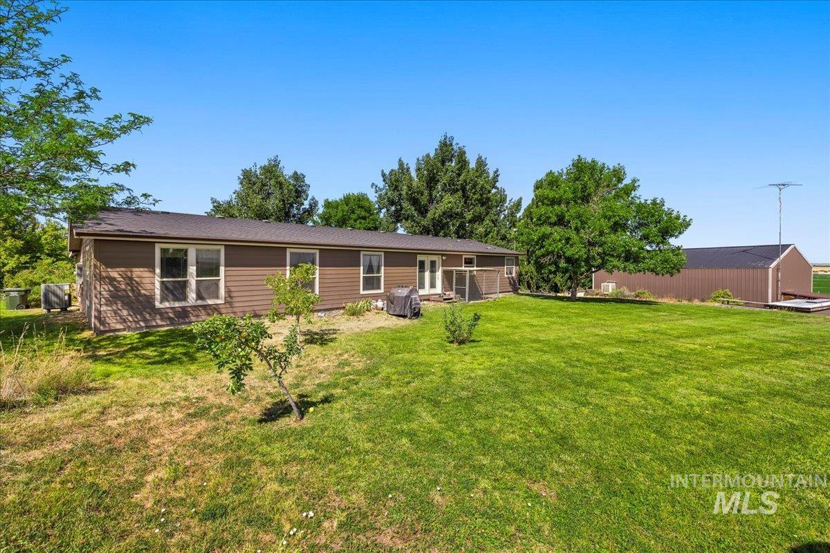 37786 State Highway 78, Grand View, Idaho 83624, 3 Bedrooms, 2 Bathrooms, Residential For Sale, Price $549,000,MLS 98972207