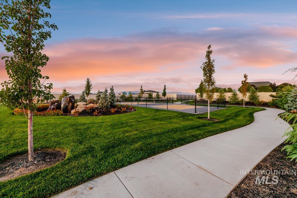 6967 S Skybreak Lane, Meridian, Idaho 83642, 3 Bedrooms, 2 Bathrooms, Residential For Sale, Price $483,800,MLS 98972209