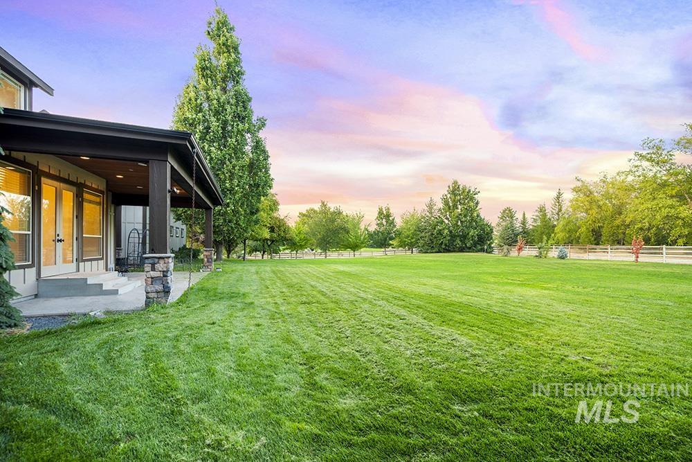 3598 N Timber Ridge Ln, Eagle, Idaho 83616, 4 Bedrooms, 5 Bathrooms, Residential For Sale, Price $2,399,000,MLS 98972210