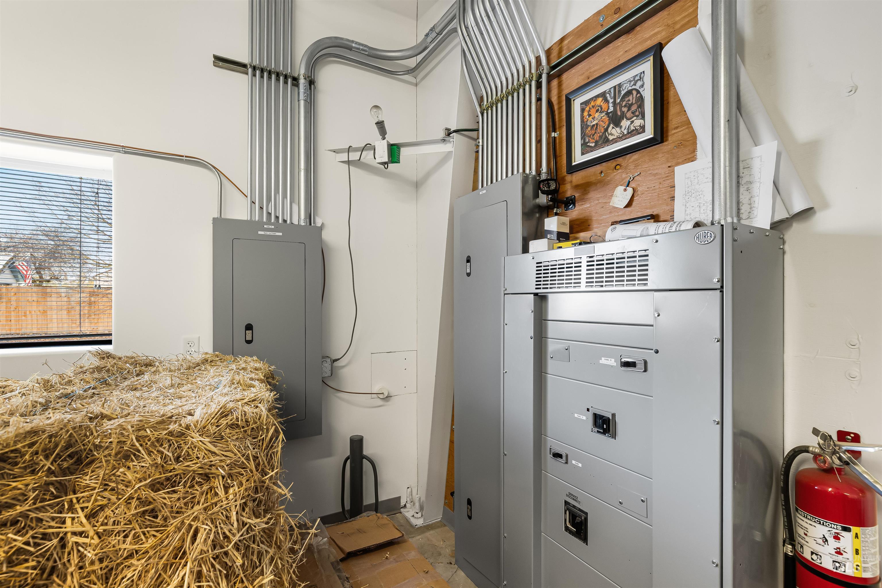 324 North Jackson St, Moscow, Idaho 83843, 20 Rooms, Business/Commercial For Sale, Price $1,400,000,MLS 98972211