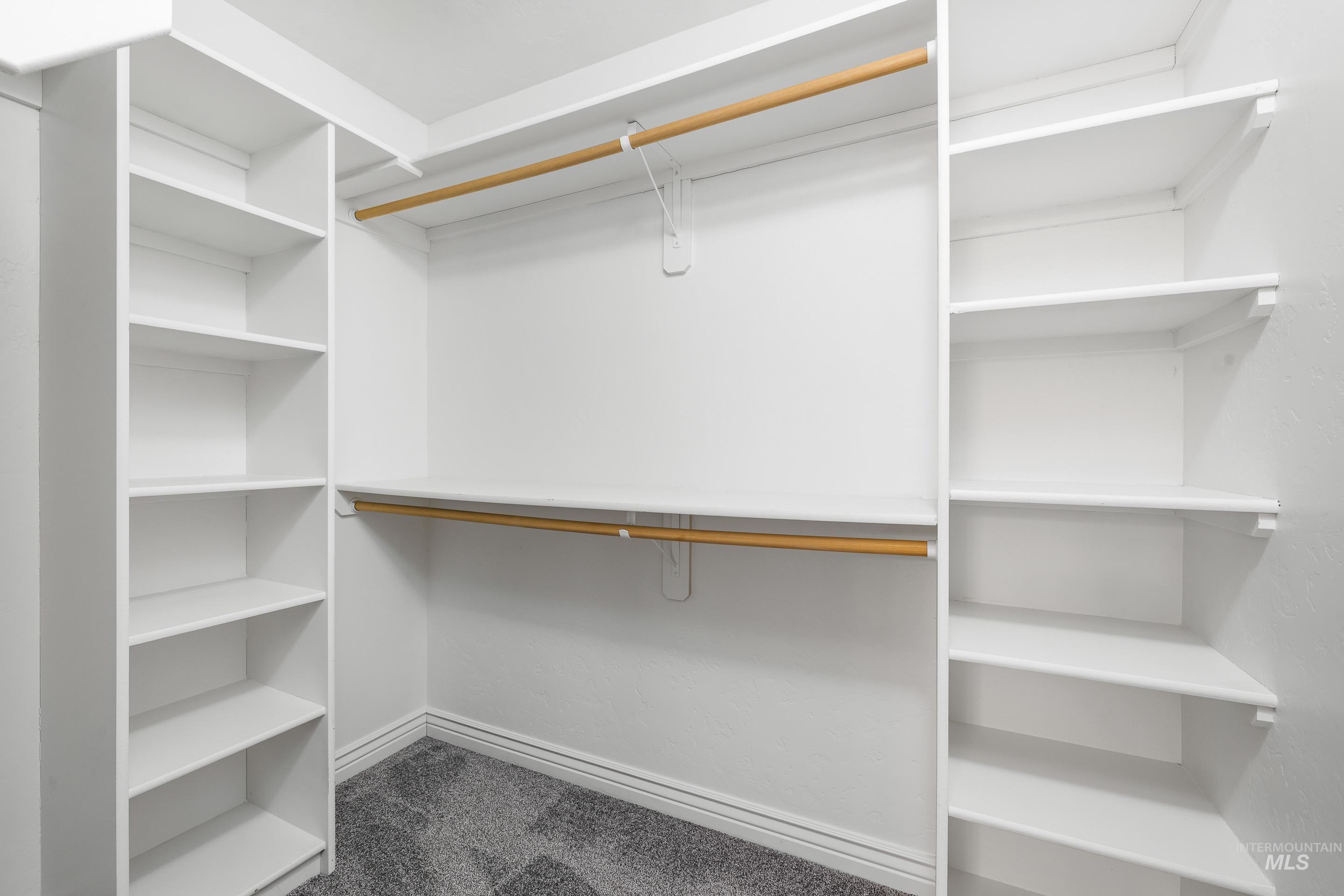 2825 S Skyview Dr, Nampa, Idaho 83686, 4 Bedrooms, 3 Bathrooms, Residential For Sale, Price $489,000,MLS 98972213