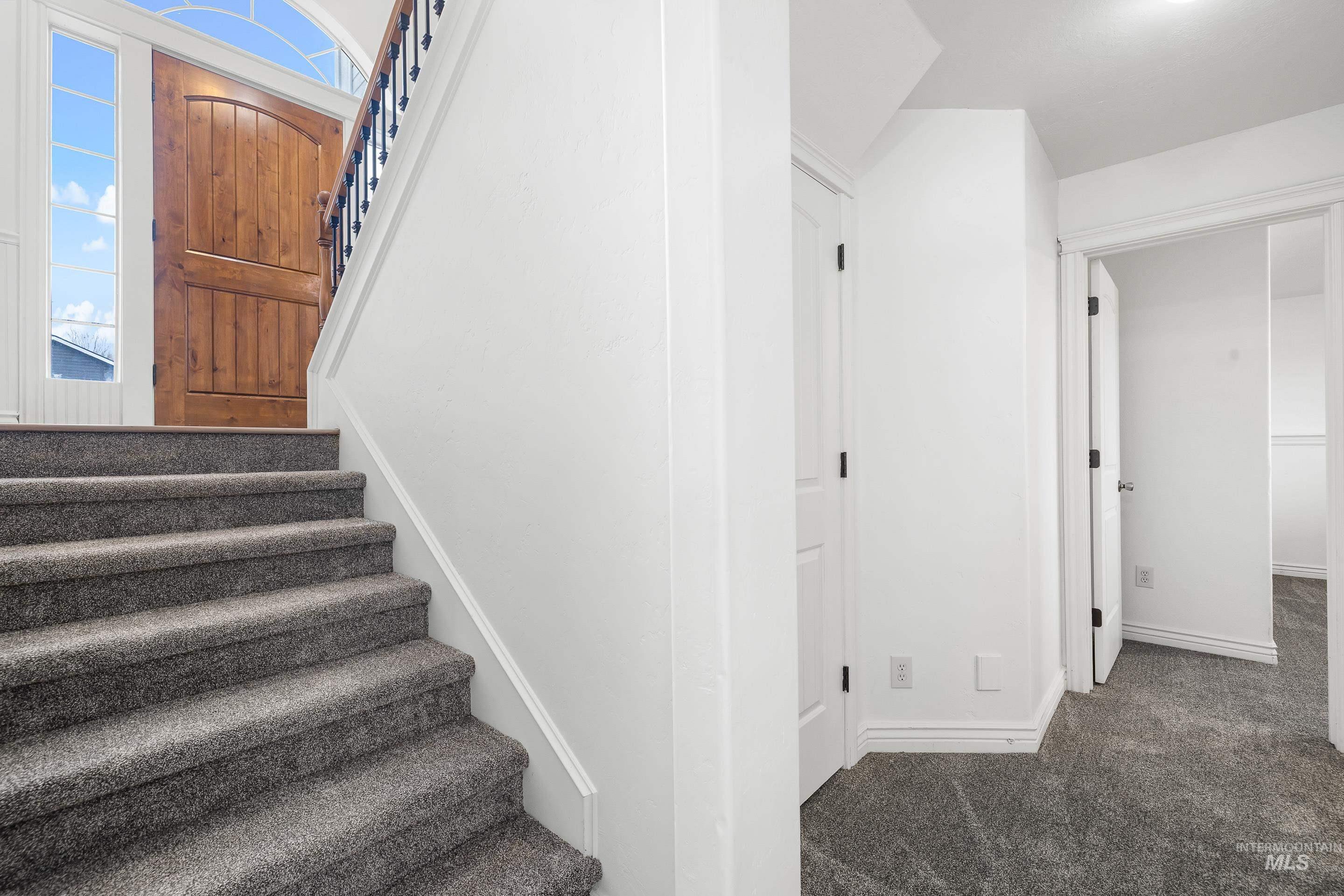 2825 S Skyview Dr, Nampa, Idaho 83686, 4 Bedrooms, 3 Bathrooms, Residential For Sale, Price $489,000,MLS 98972213