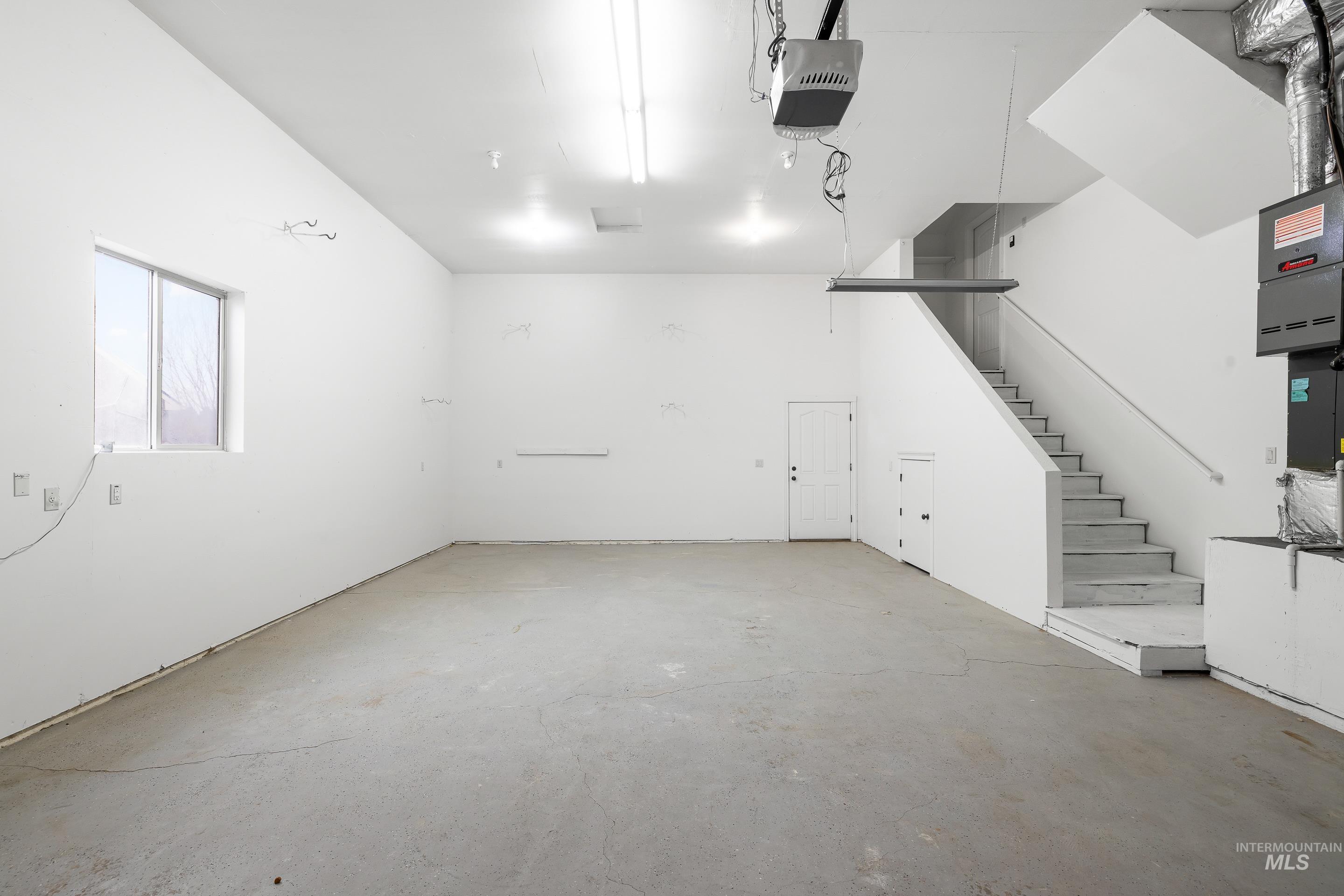 2825 S Skyview Dr, Nampa, Idaho 83686, 4 Bedrooms, 3 Bathrooms, Residential For Sale, Price $489,000,MLS 98972213