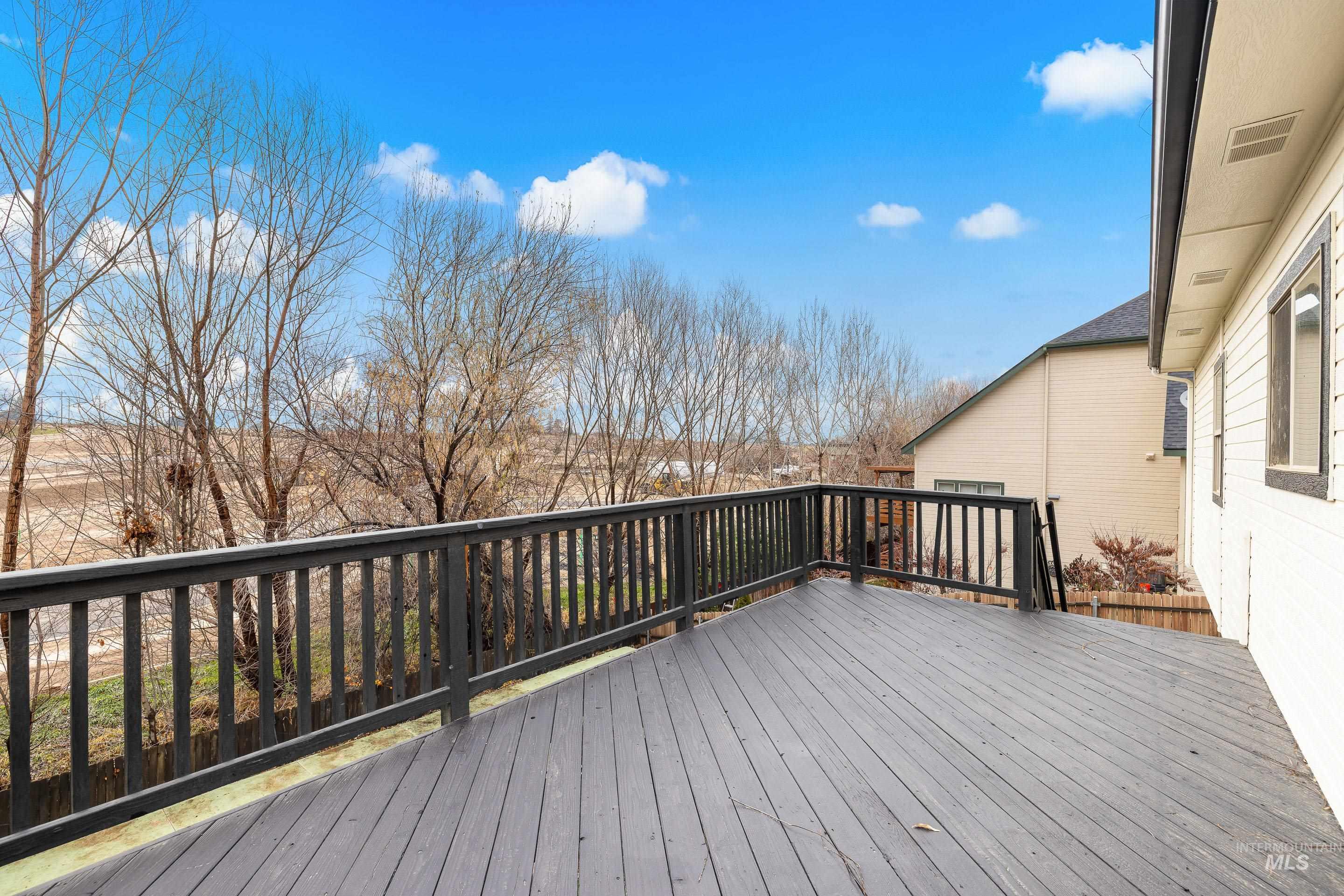 2825 S Skyview Dr, Nampa, Idaho 83686, 4 Bedrooms, 3 Bathrooms, Residential For Sale, Price $489,000,MLS 98972213