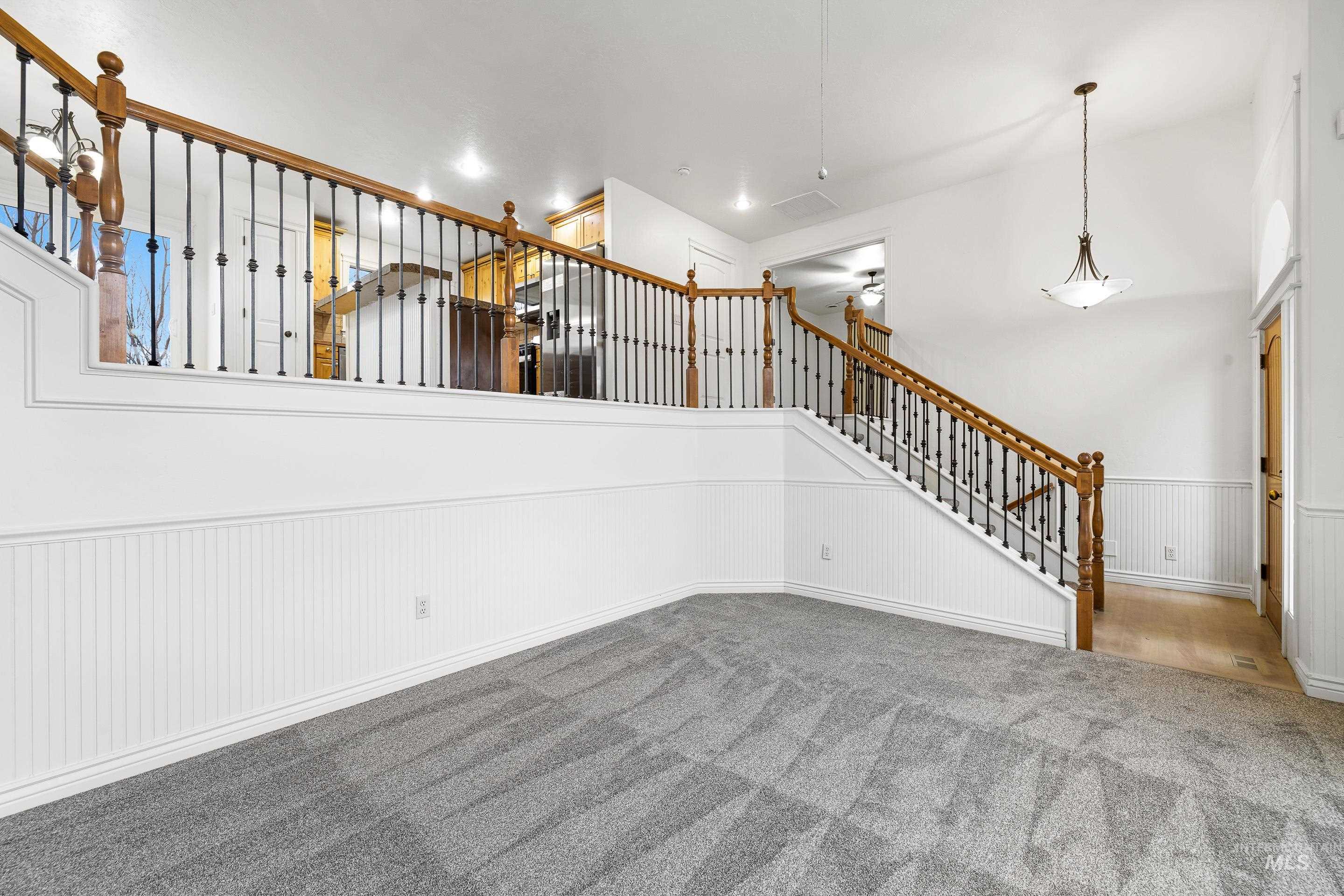 2825 S Skyview Dr, Nampa, Idaho 83686, 4 Bedrooms, 3 Bathrooms, Residential For Sale, Price $489,000,MLS 98972213