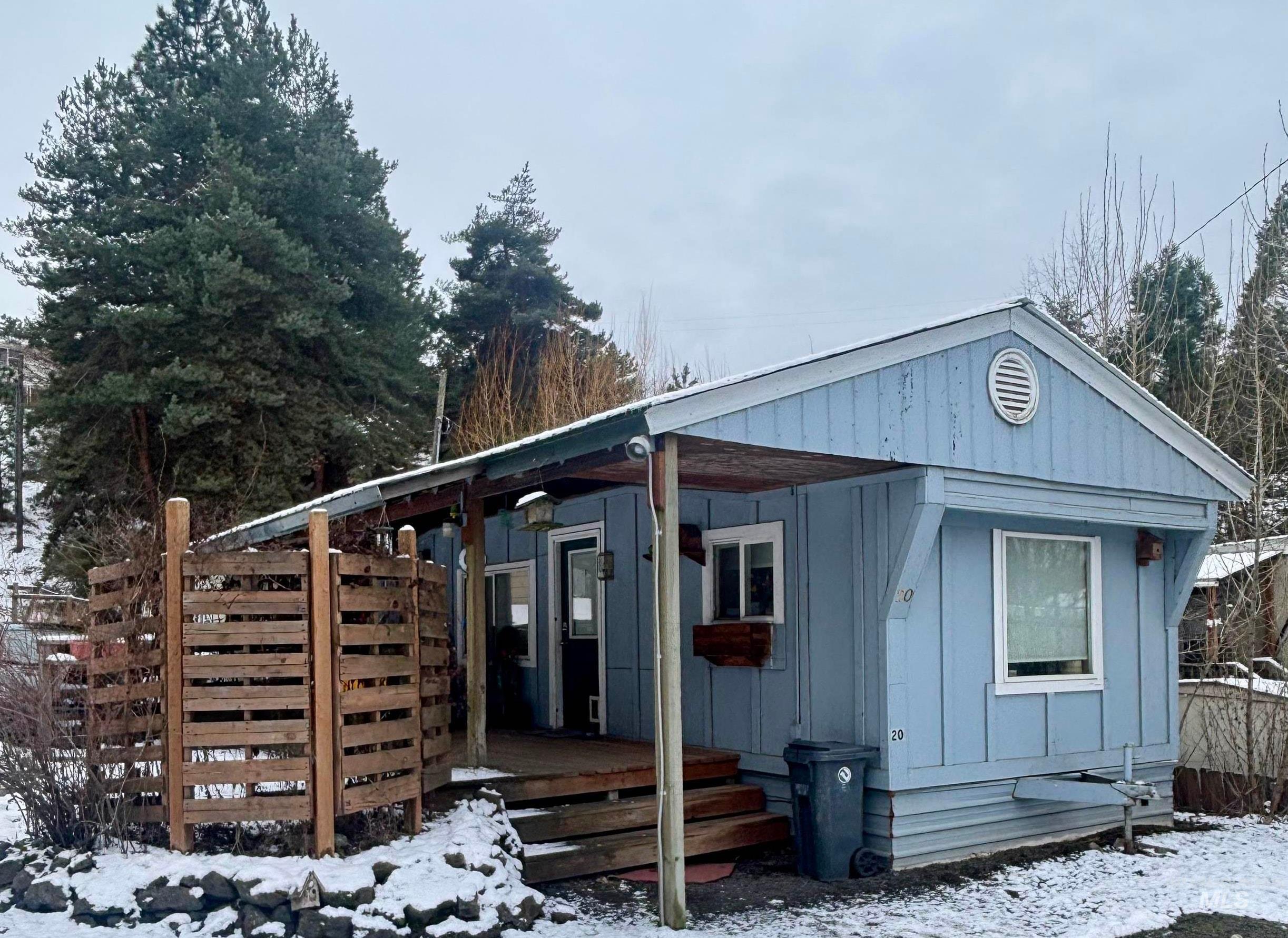 2280 Old Pullman, Moscow, Idaho 83843, 2 Bedrooms, 1 Bathroom, Residential For Sale, Price $35,000,MLS 98972214