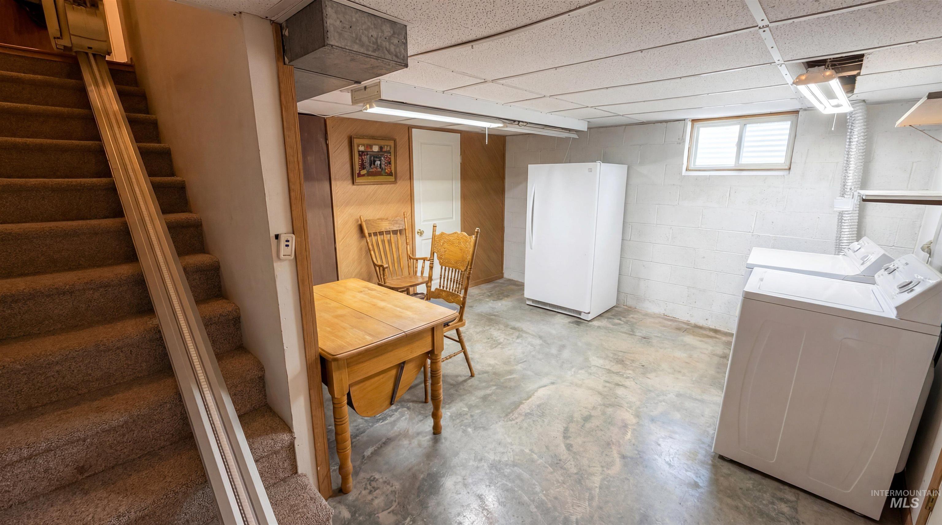 19076 Pleasant Ave, Caldwell, Idaho 83607, 3 Bedrooms, 2 Bathrooms, Residential For Sale, Price $365,000,MLS 98972215