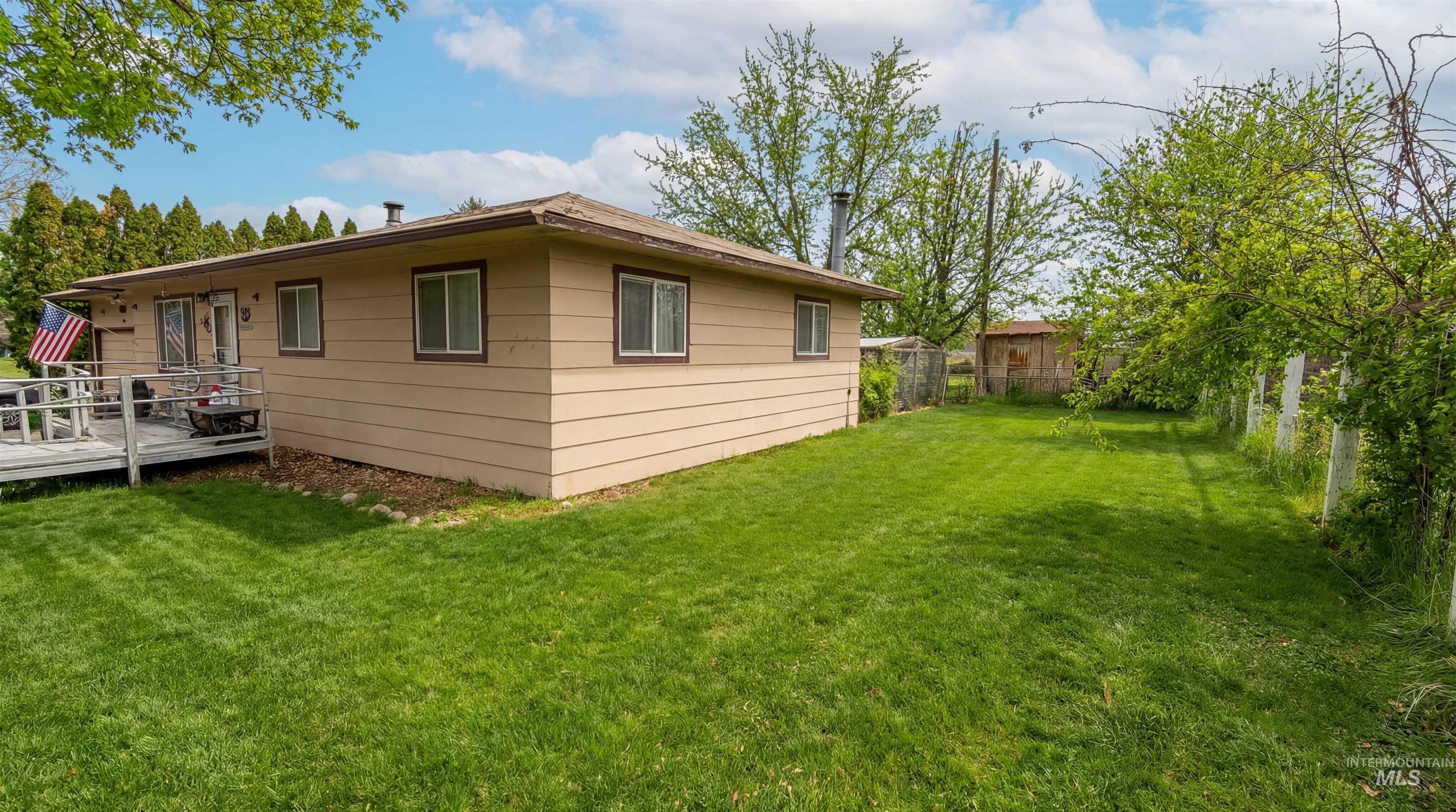 19076 Pleasant Ave, Caldwell, Idaho 83607, 3 Bedrooms, 2 Bathrooms, Residential For Sale, Price $365,000,MLS 98972215