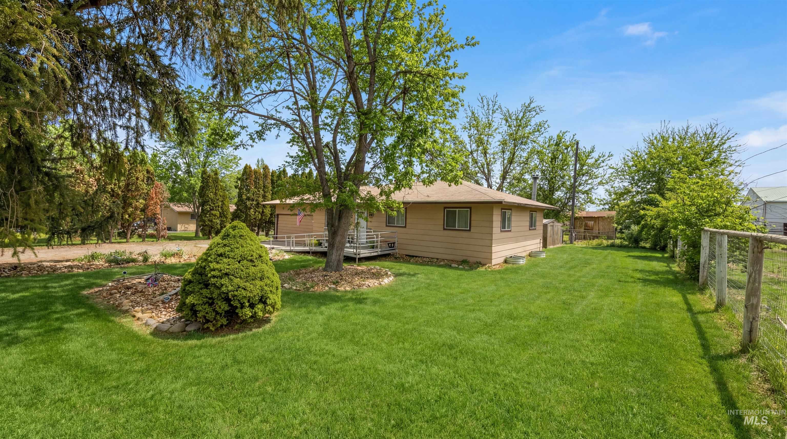 19076 Pleasant Ave, Caldwell, Idaho 83607, 3 Bedrooms, 2 Bathrooms, Residential For Sale, Price $365,000,MLS 98972215