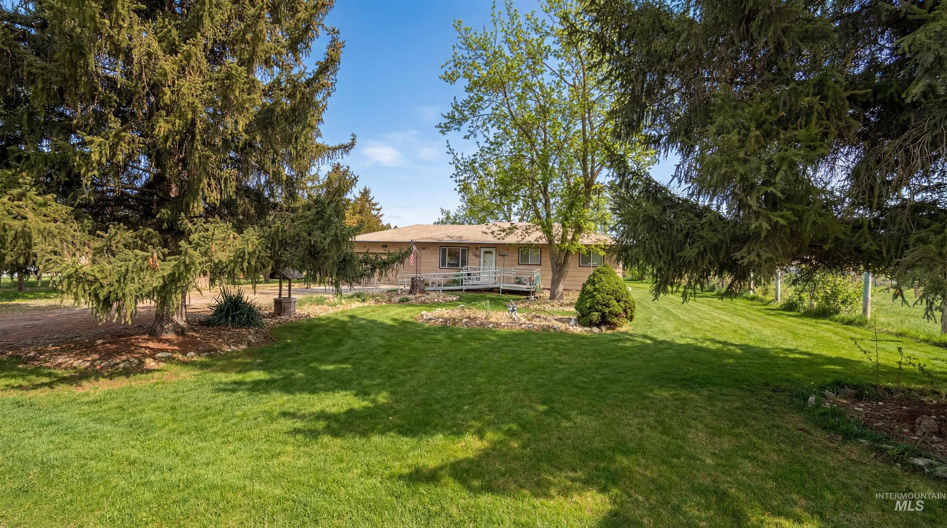 19076 Pleasant Ave, Caldwell, Idaho 83607, 3 Bedrooms, 2 Bathrooms, Residential For Sale, Price $365,000,MLS 98972215