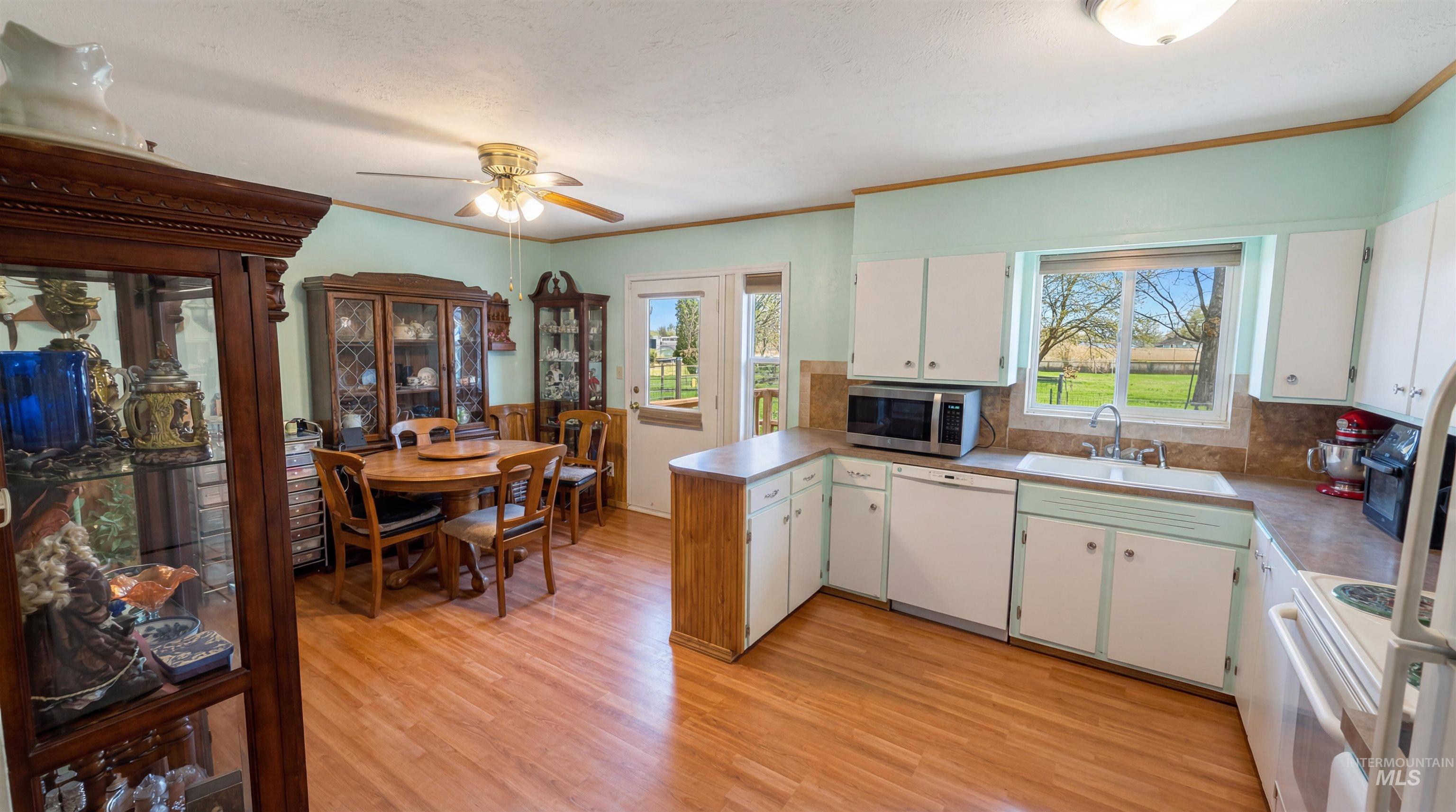 19076 Pleasant Ave, Caldwell, Idaho 83607, 3 Bedrooms, 2 Bathrooms, Residential For Sale, Price $365,000,MLS 98972215