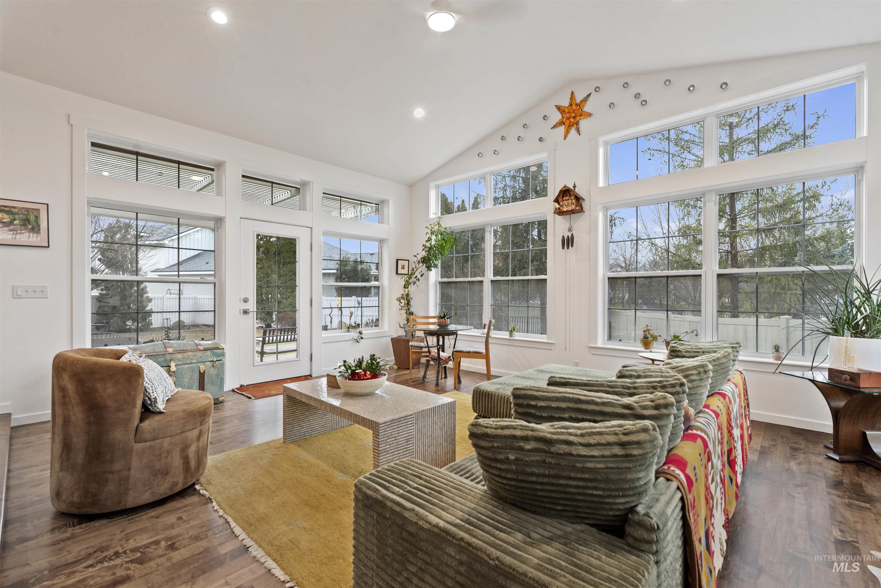 336 West Colchester Drive, Eagle, Idaho 83616, 3 Bedrooms, 2.5 Bathrooms, Residential For Sale, Price $779,900,MLS 98972216