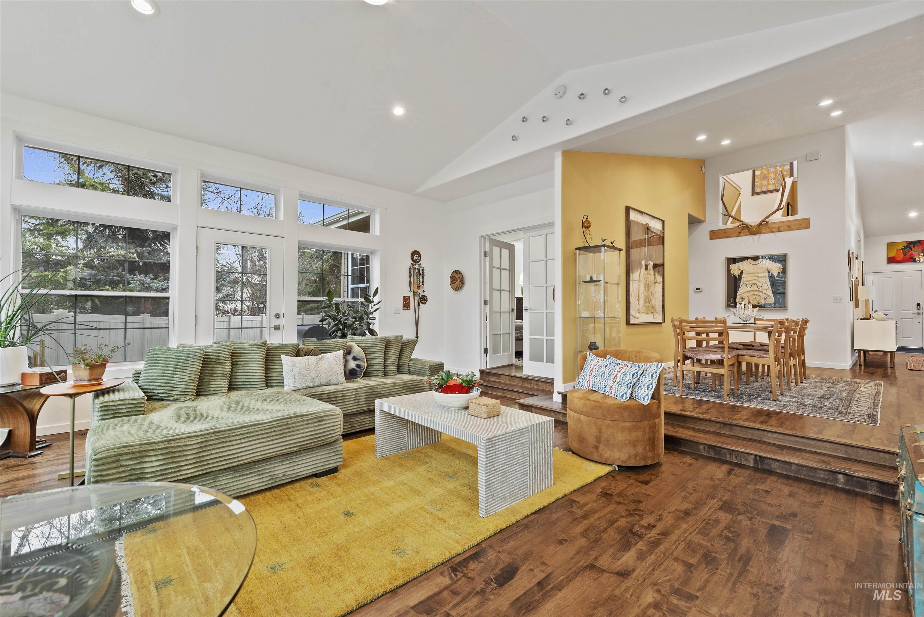 336 West Colchester Drive, Eagle, Idaho 83616, 3 Bedrooms, 2.5 Bathrooms, Residential For Sale, Price $779,900,MLS 98972216