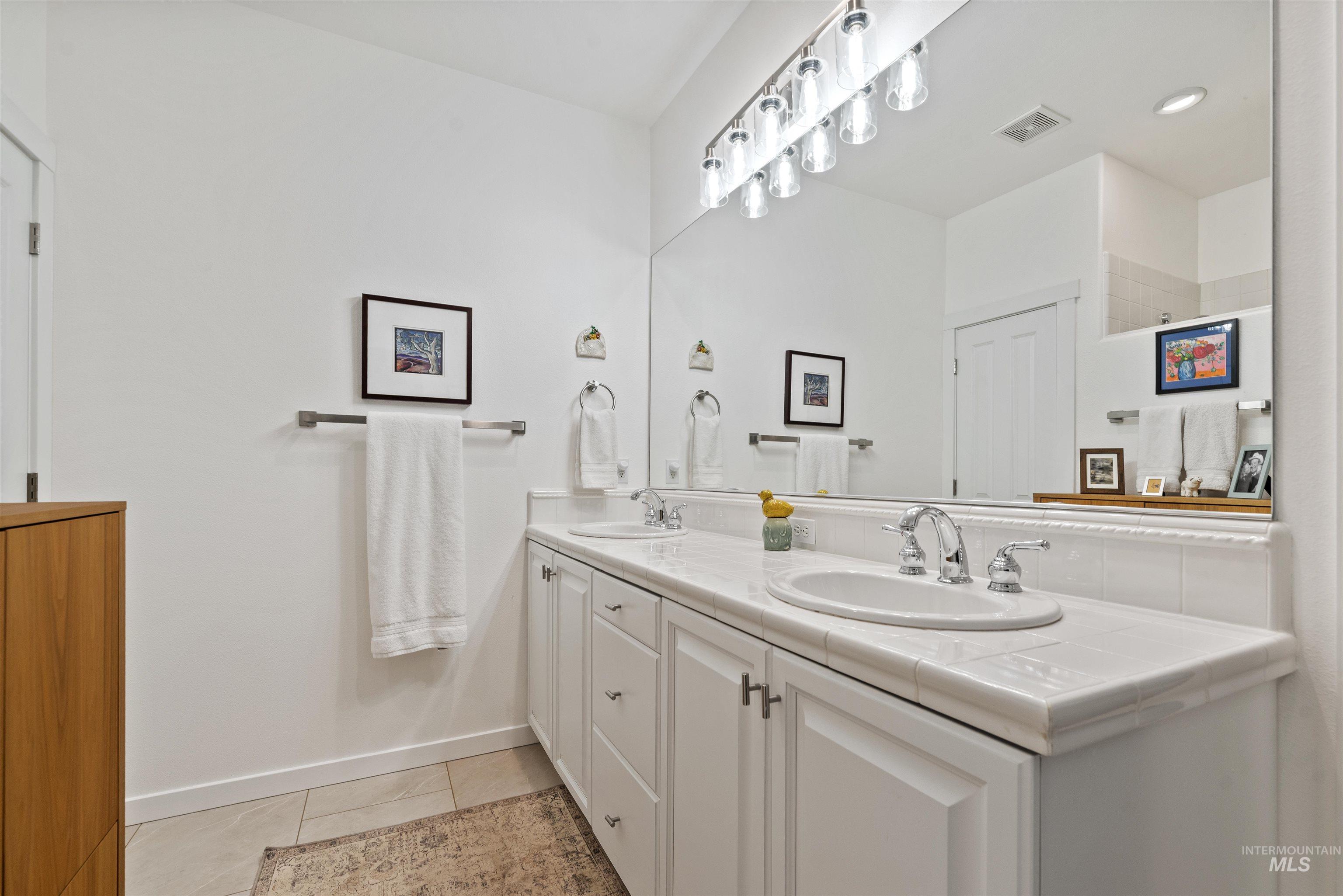 336 West Colchester Drive, Eagle, Idaho 83616, 3 Bedrooms, 2.5 Bathrooms, Residential For Sale, Price $779,900,MLS 98972216