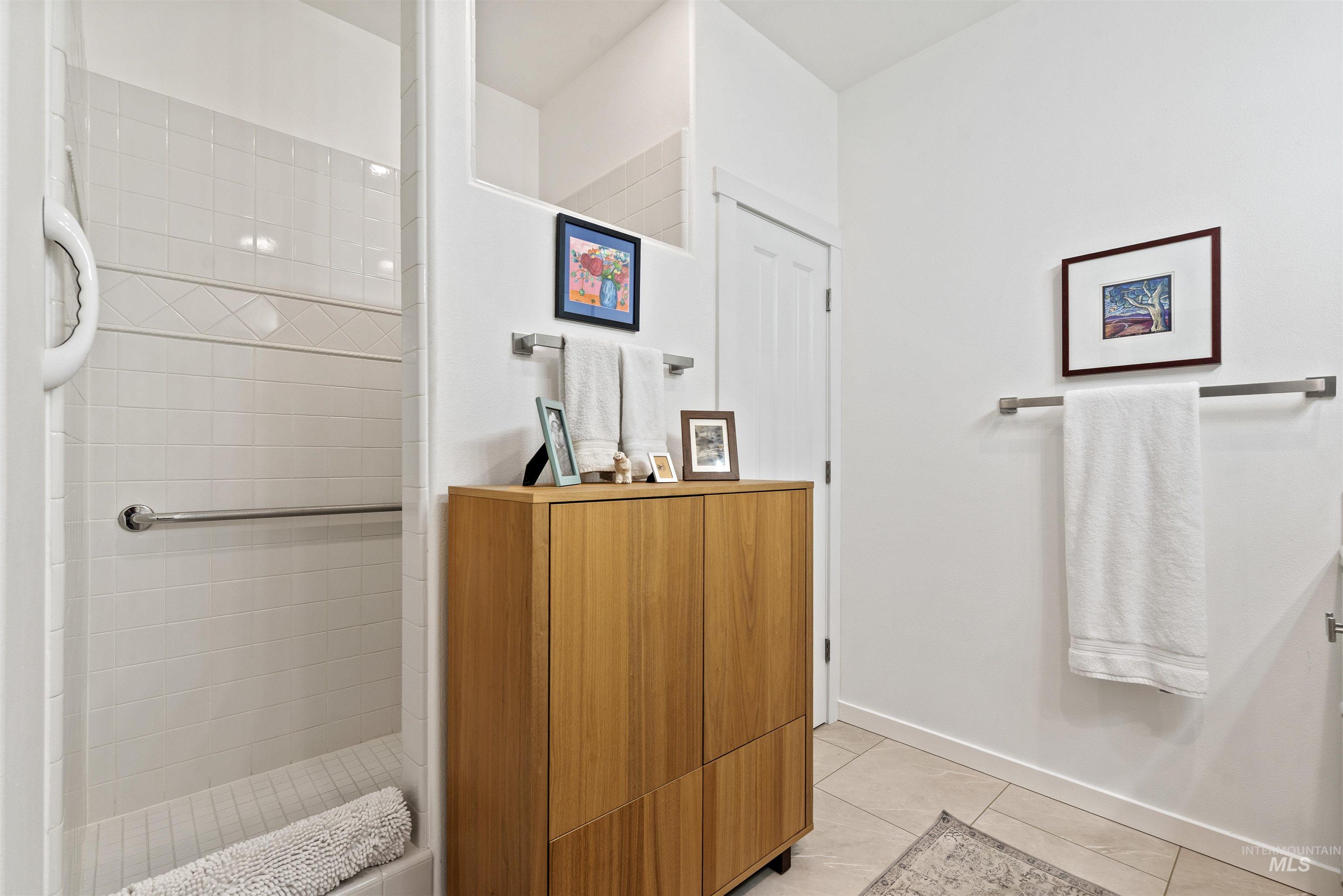 336 West Colchester Drive, Eagle, Idaho 83616, 3 Bedrooms, 2.5 Bathrooms, Residential For Sale, Price $779,900,MLS 98972216