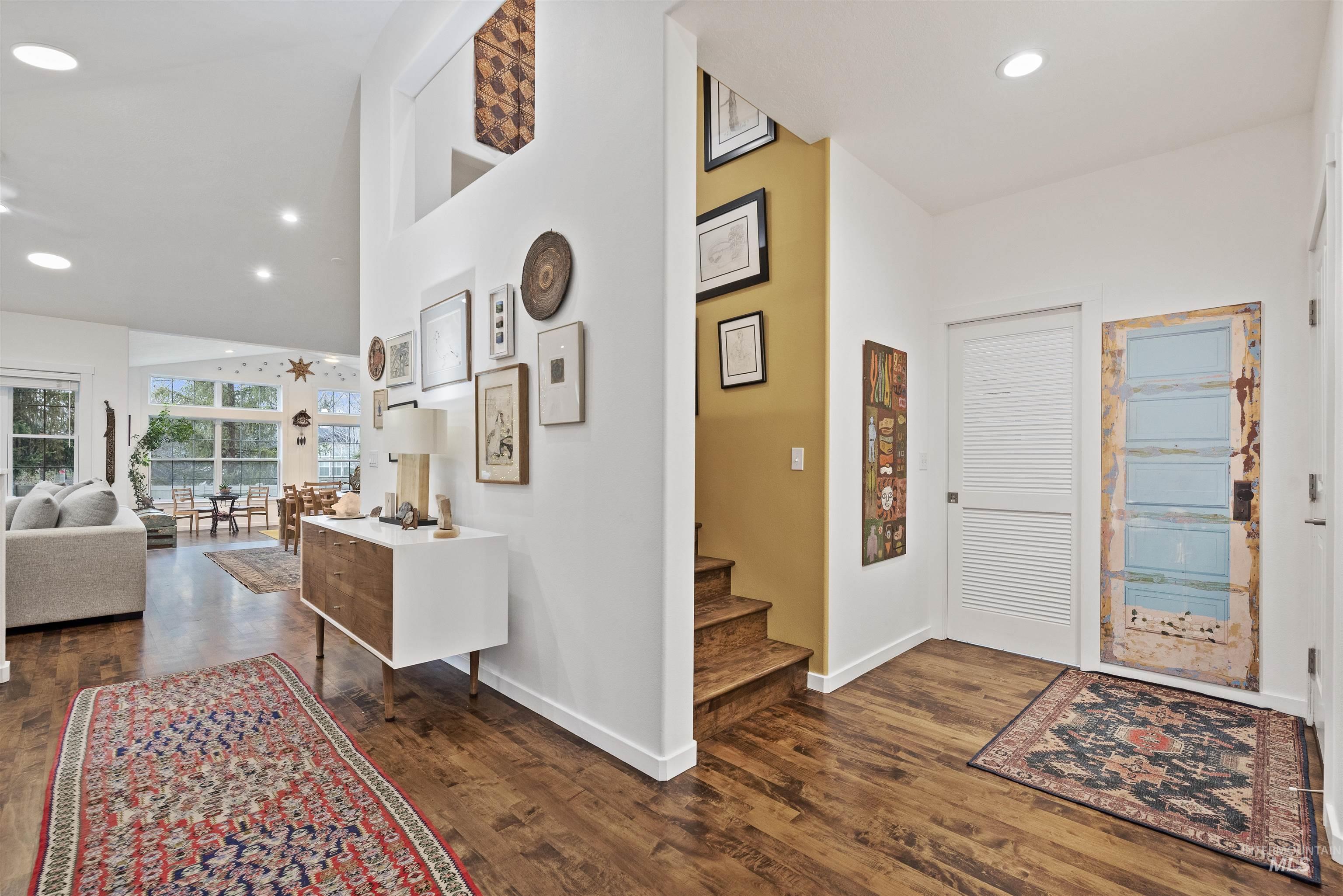 336 West Colchester Drive, Eagle, Idaho 83616, 3 Bedrooms, 2.5 Bathrooms, Residential For Sale, Price $779,900,MLS 98972216