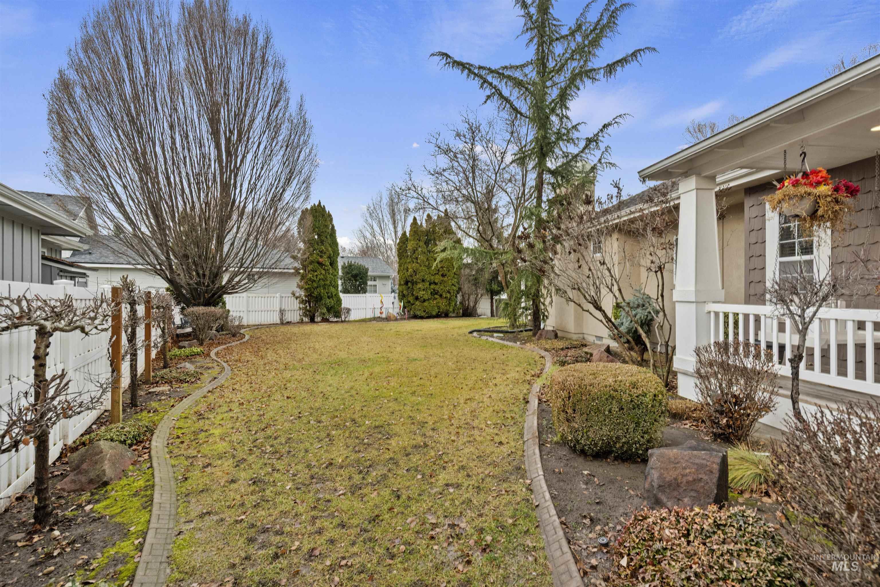 336 West Colchester Drive, Eagle, Idaho 83616, 3 Bedrooms, 2.5 Bathrooms, Residential For Sale, Price $779,900,MLS 98972216