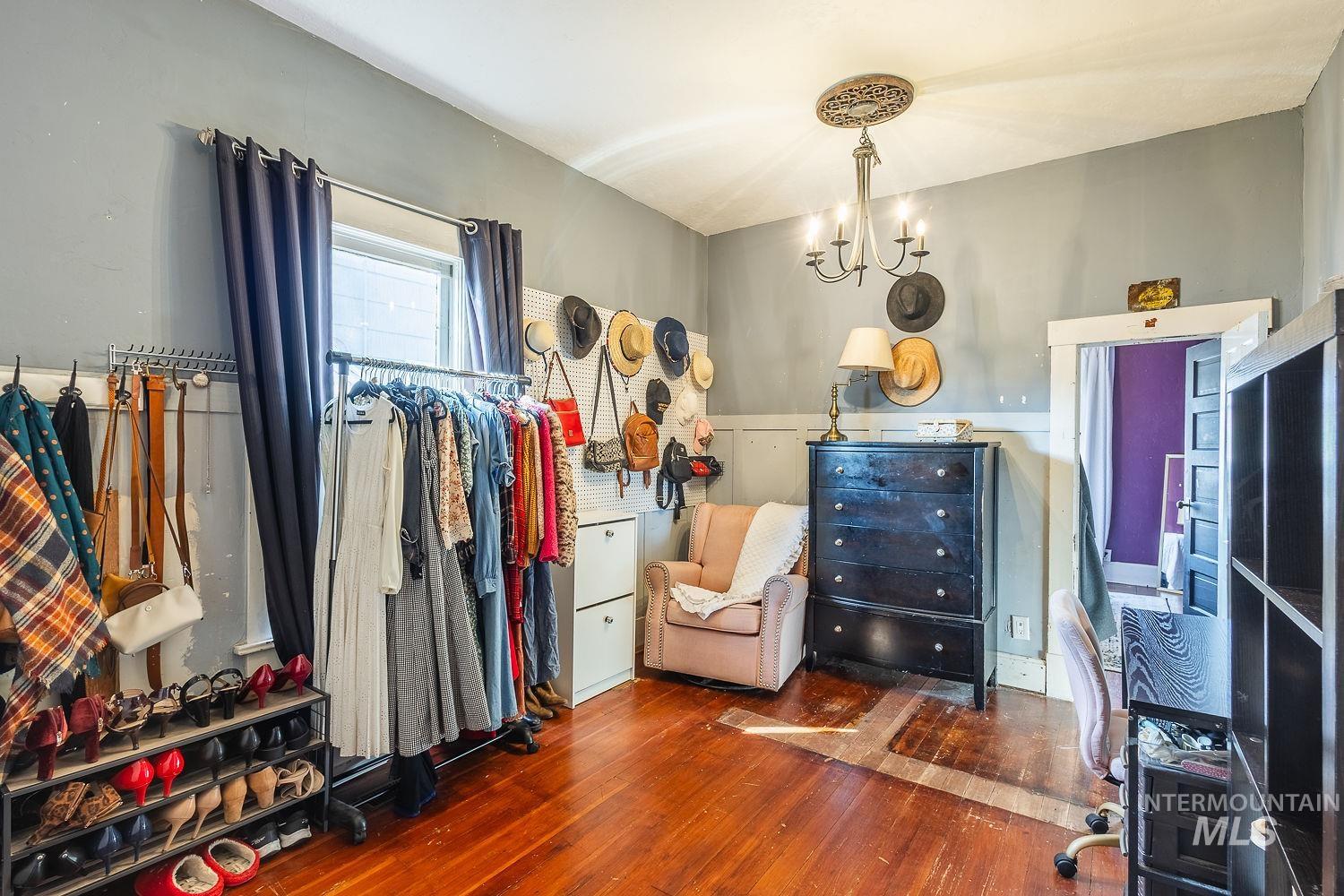 720 9th Ave S, Nampa, Idaho 83687, 2 Bedrooms, 1 Bathroom, Residential For Sale, Price $325,000,MLS 98972217