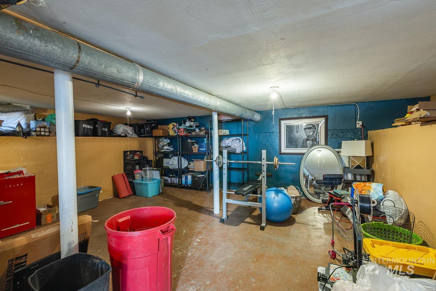 720 9th Ave S, Nampa, Idaho 83687, 2 Bedrooms, 1 Bathroom, Residential For Sale, Price $325,000,MLS 98972217