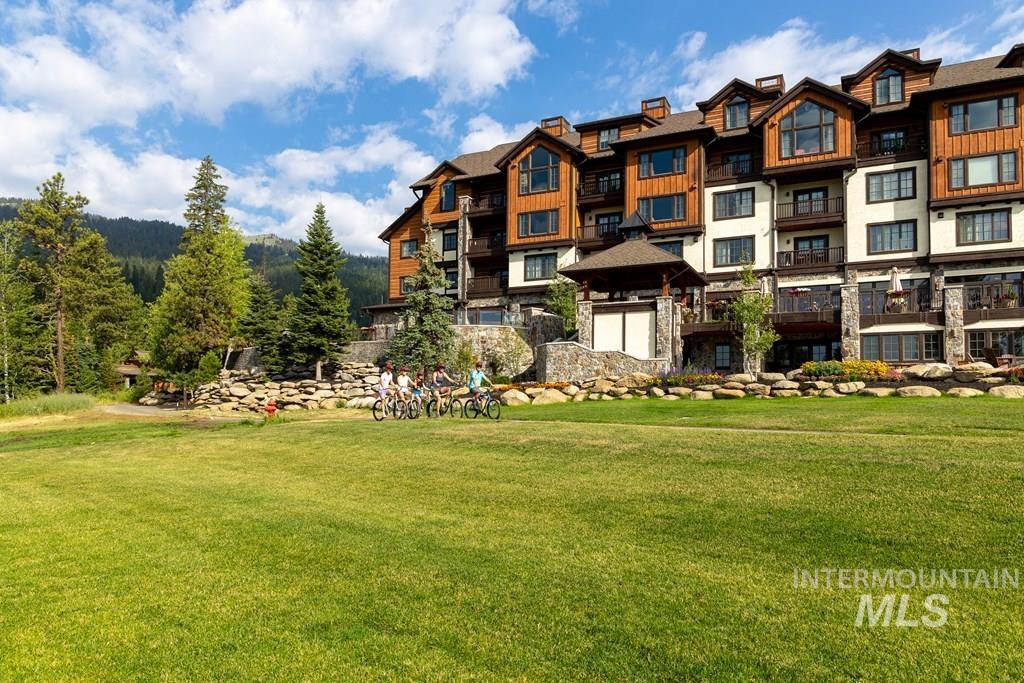 75 Arling Center Ct, Donnelly, Idaho 83615, 1 Bathroom, Residential For Sale, Price $459,000,MLS 98972220