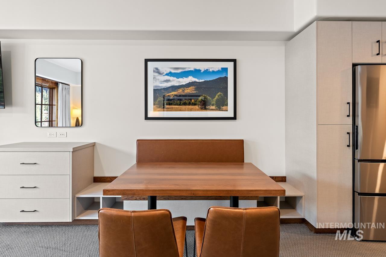 75 Arling Center Ct, Donnelly, Idaho 83615, 1 Bathroom, Residential For Sale, Price $459,000,MLS 98972220