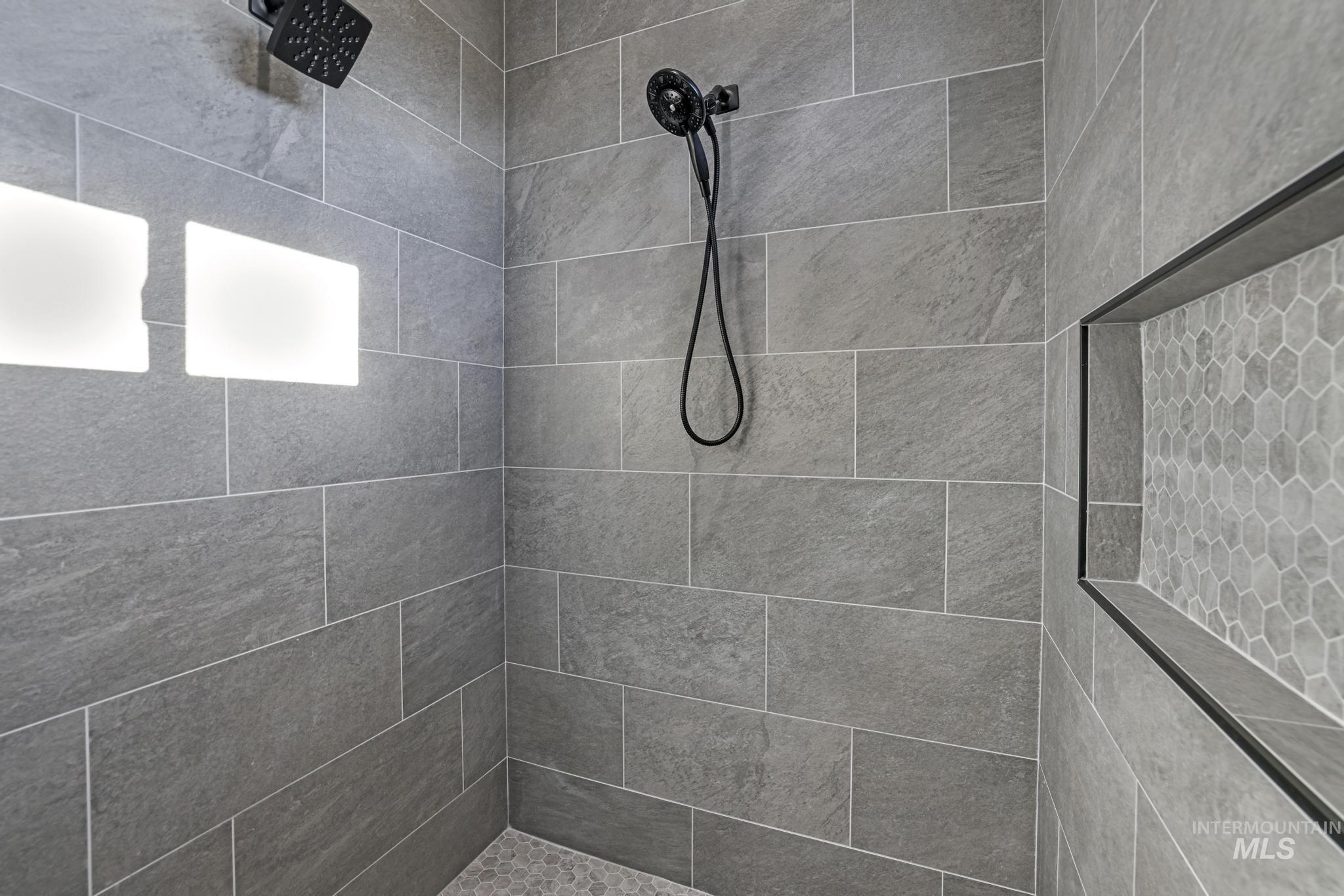 1639 Lagoon Ln, Twin Falls, Idaho 83301, 4 Bedrooms, 2 Bathrooms, Residential For Sale, Price $519,900,MLS 98972223