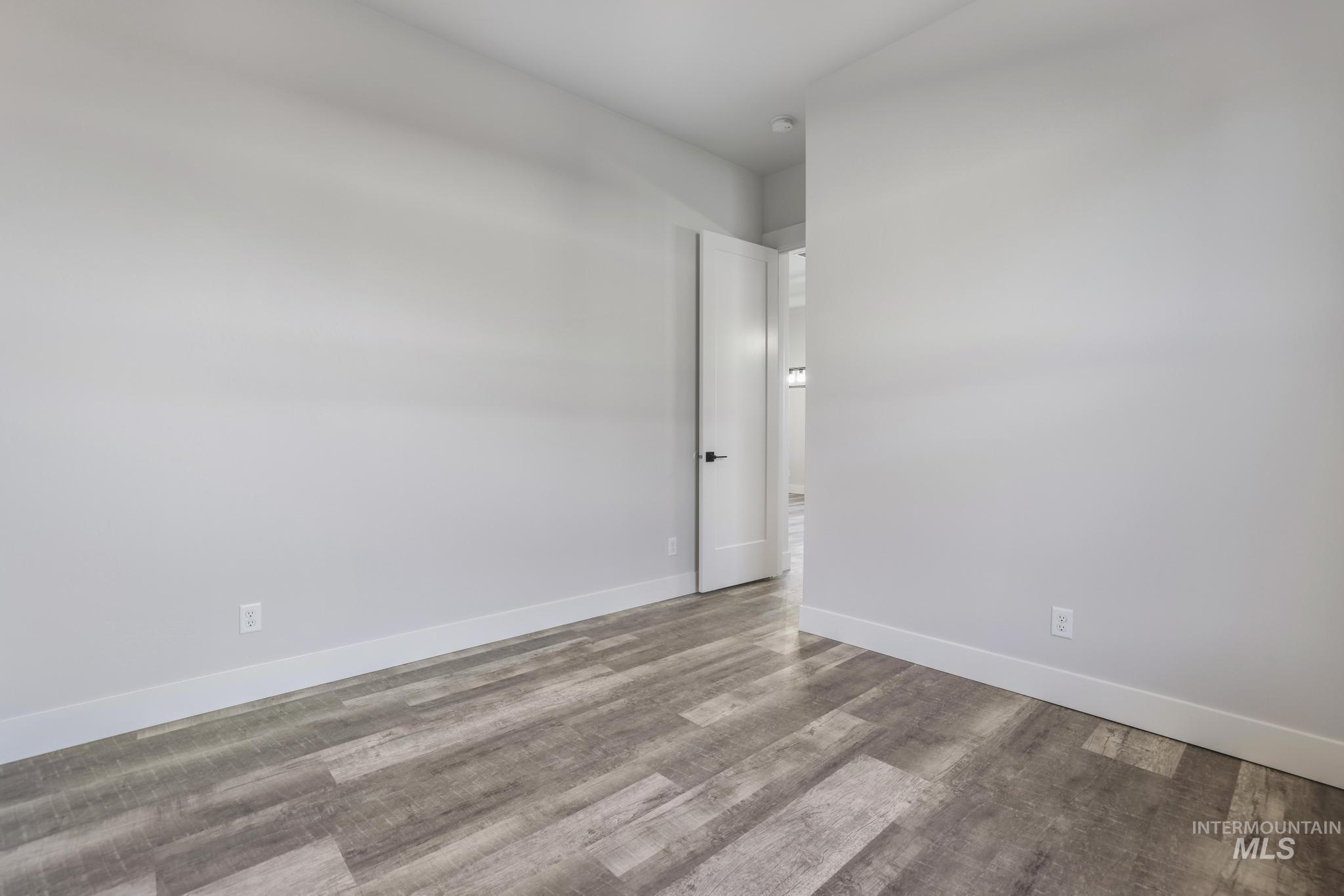 1639 Lagoon Ln, Twin Falls, Idaho 83301, 4 Bedrooms, 2 Bathrooms, Residential For Sale, Price $519,900,MLS 98972223