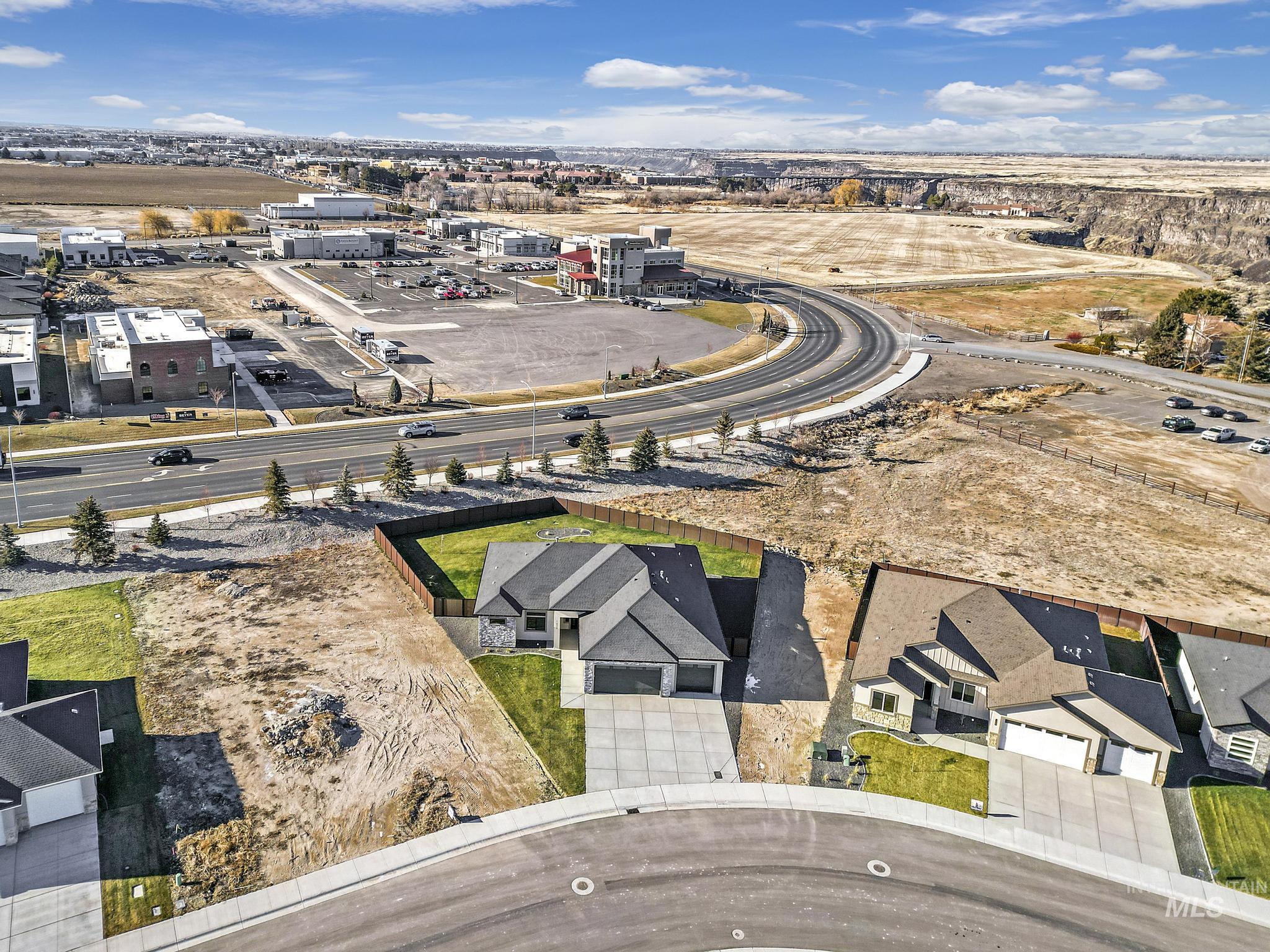 1639 Lagoon Ln, Twin Falls, Idaho 83301, 4 Bedrooms, 2 Bathrooms, Residential For Sale, Price $519,900,MLS 98972223