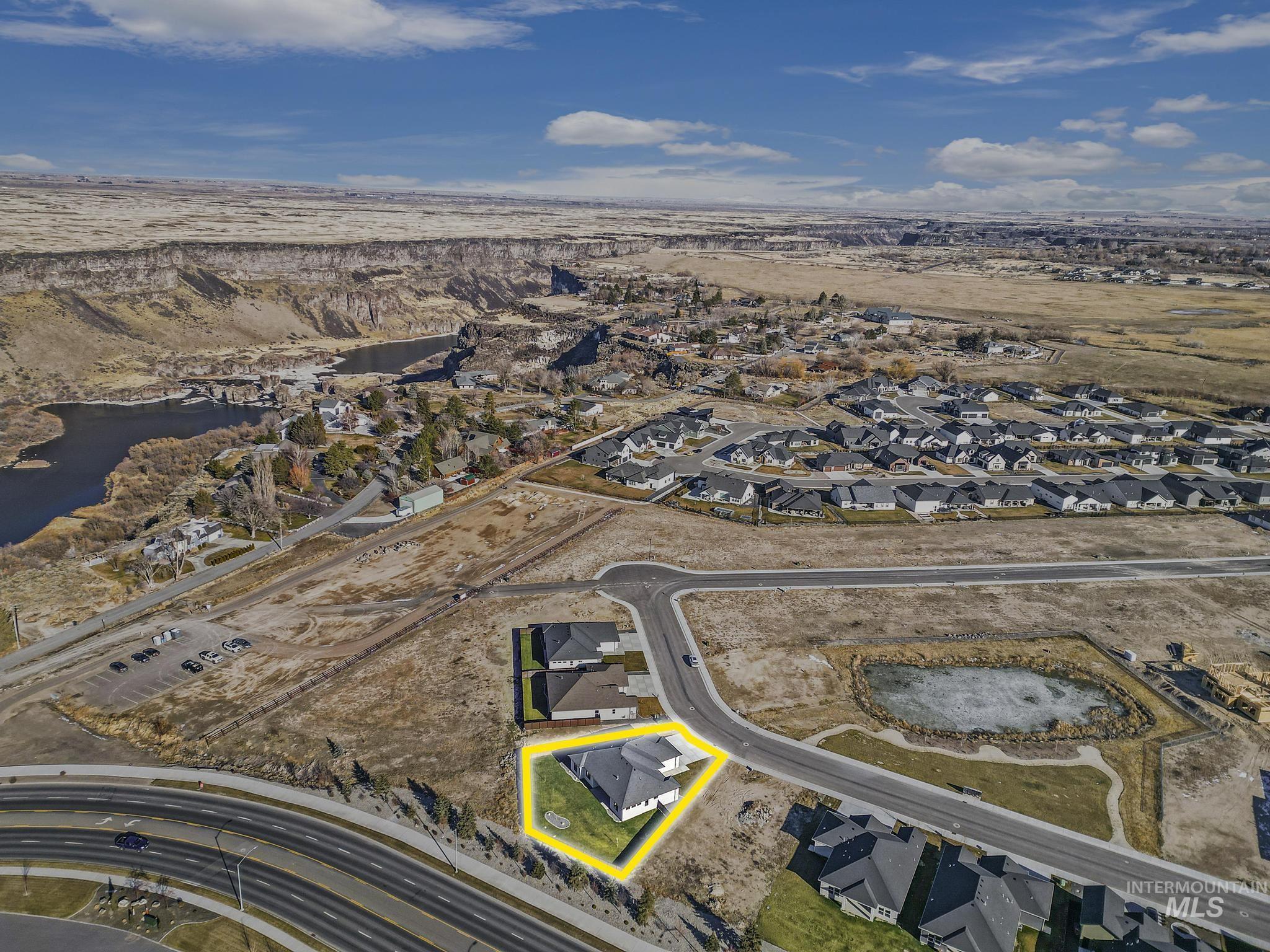 1639 Lagoon Ln, Twin Falls, Idaho 83301, 4 Bedrooms, 2 Bathrooms, Residential For Sale, Price $519,900,MLS 98972223