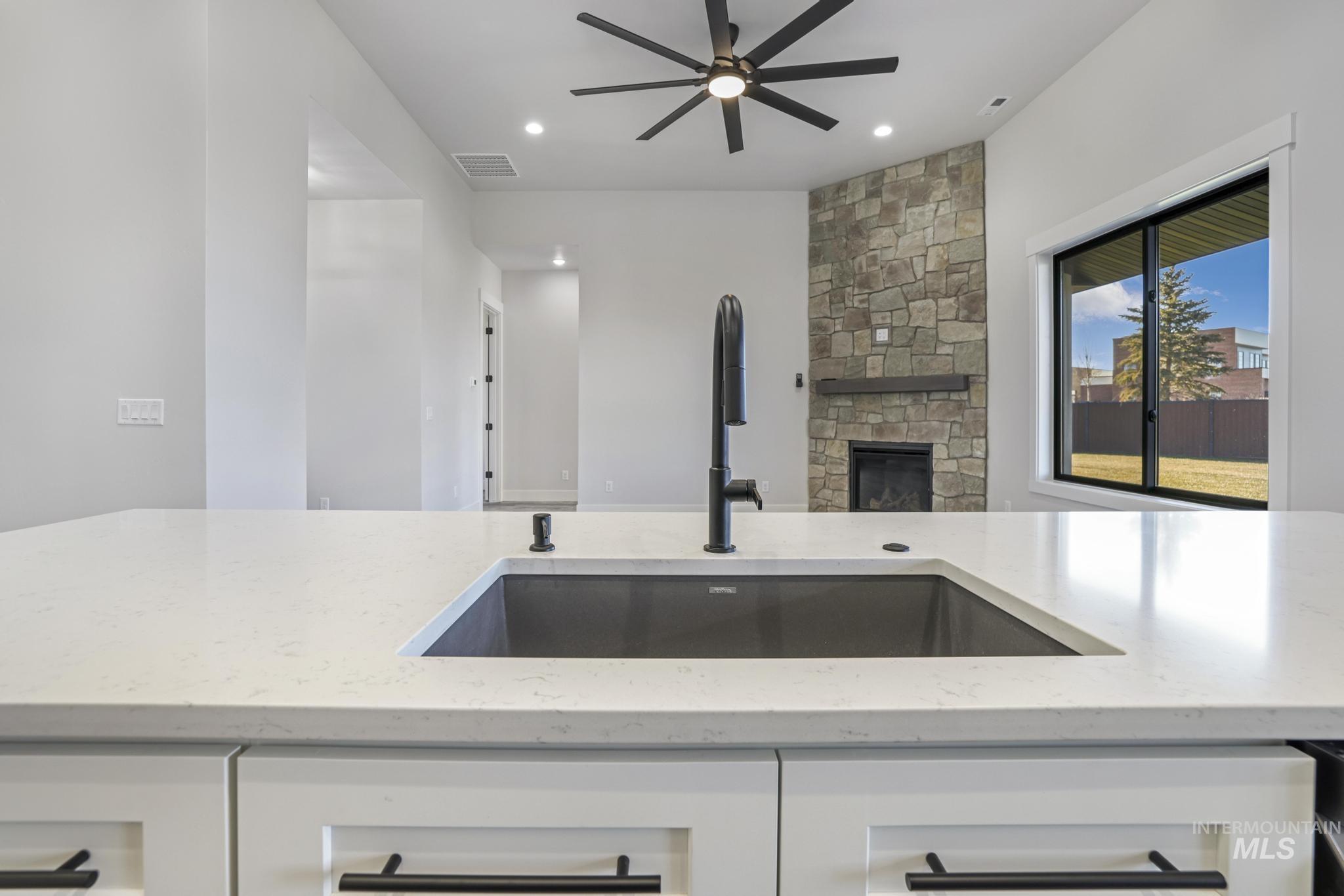 1639 Lagoon Ln, Twin Falls, Idaho 83301, 4 Bedrooms, 2 Bathrooms, Residential For Sale, Price $519,900,MLS 98972223