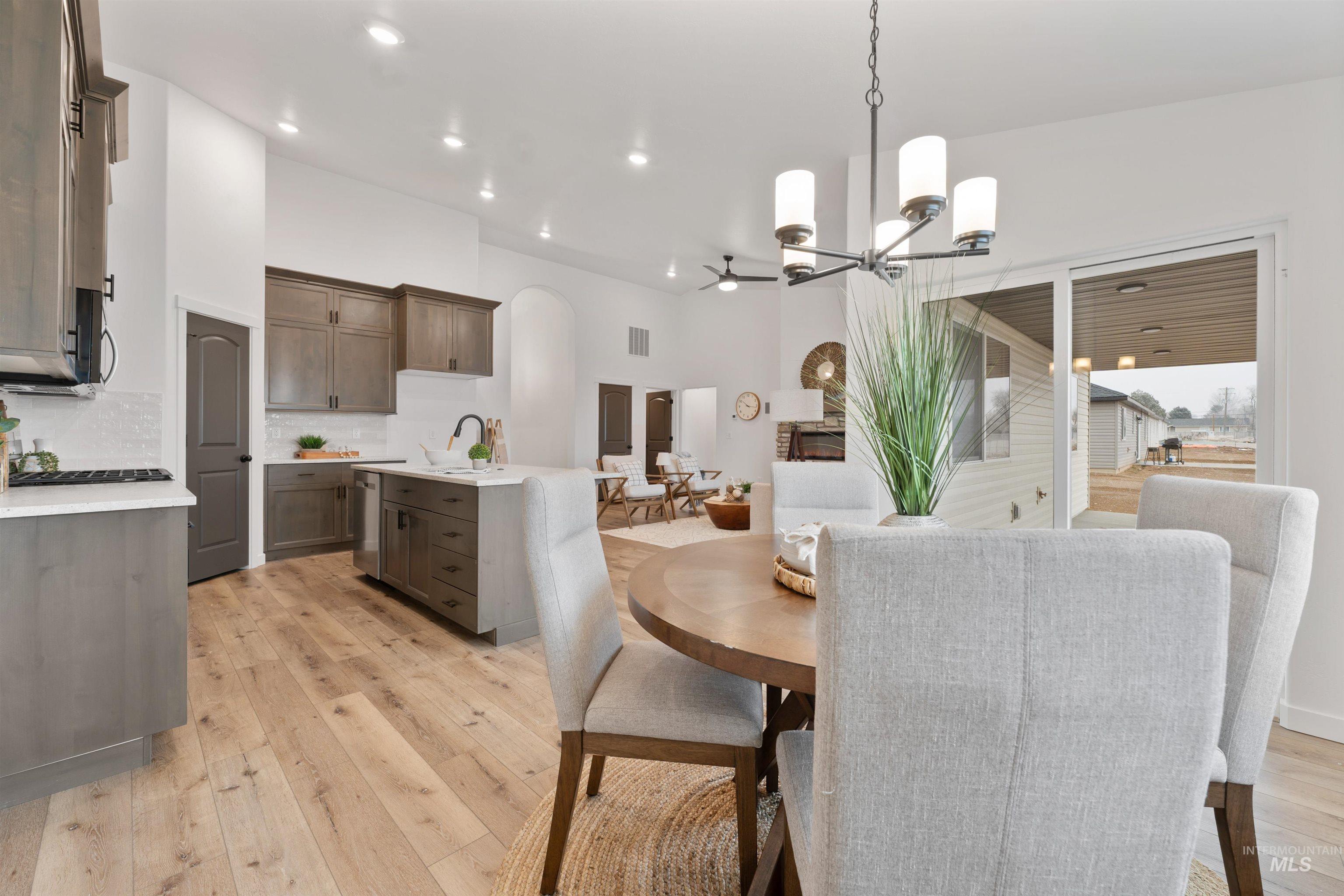 115 W 13th Ave, Jerome, Idaho 83338, 3 Bedrooms, 2 Bathrooms, Residential For Sale, Price $364,000,MLS 98972224